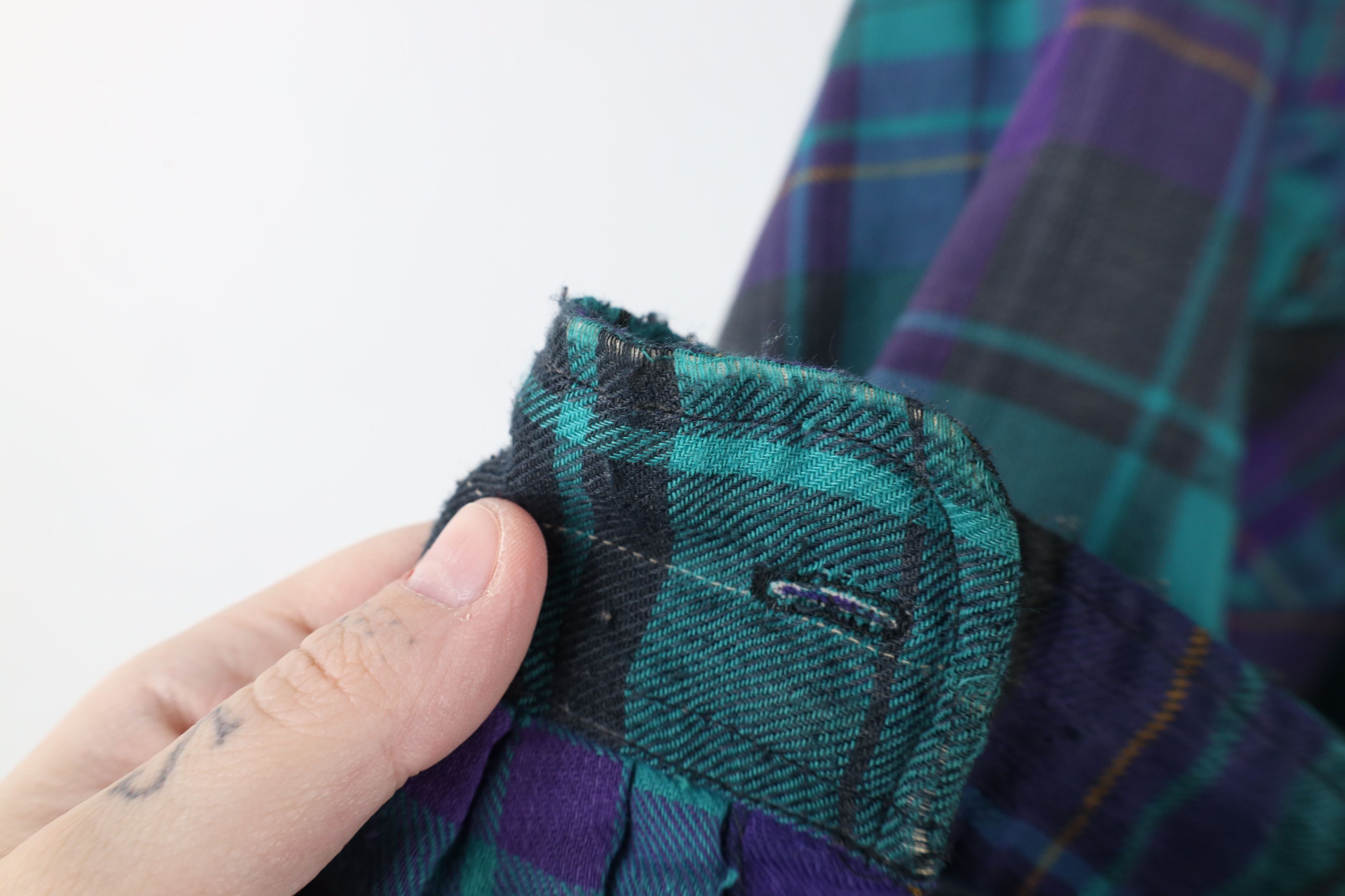 Vintage Vintage 90s Streetwear Quilted Flannel Button Shirt Jacket Size US L / EU 52-54 / 3 - 9 Thumbnail