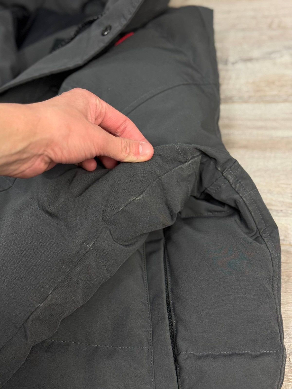 Canada Goose Canada Goose MacMillan Parka Graphite Size L Size US L / EU 52-54 / 3 - 13 Thumbnail