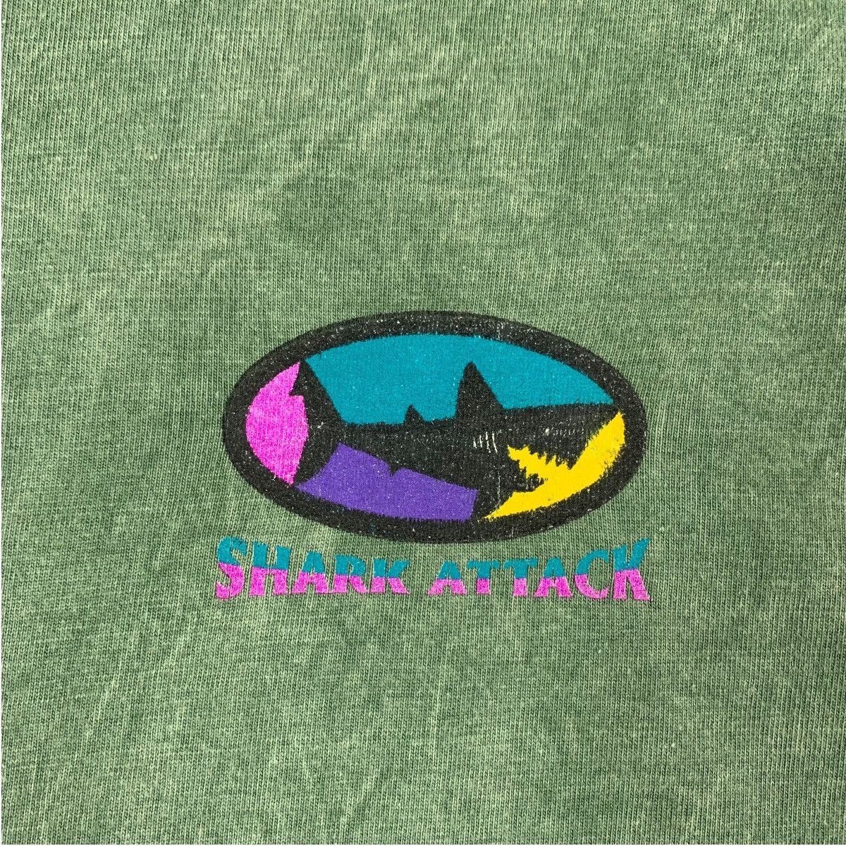Vintage QUEENSLAND shark attack surf tee Size US M / EU 48-50 / 2 - 9 Thumbnail