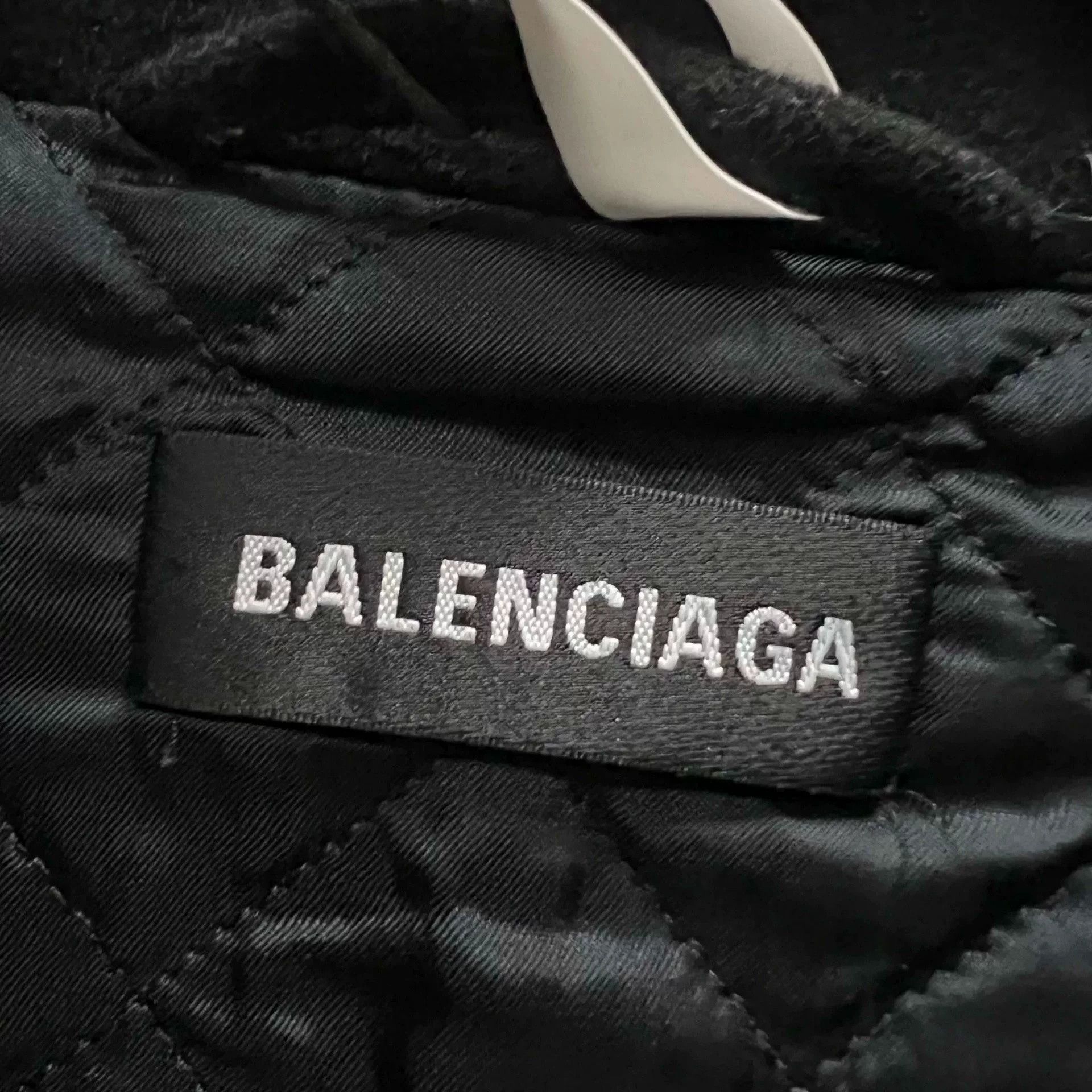 Balenciaga Balenciaga Black Large Logo Print Jacket Size US S / EU 44-46 / 1 - 4 Thumbnail