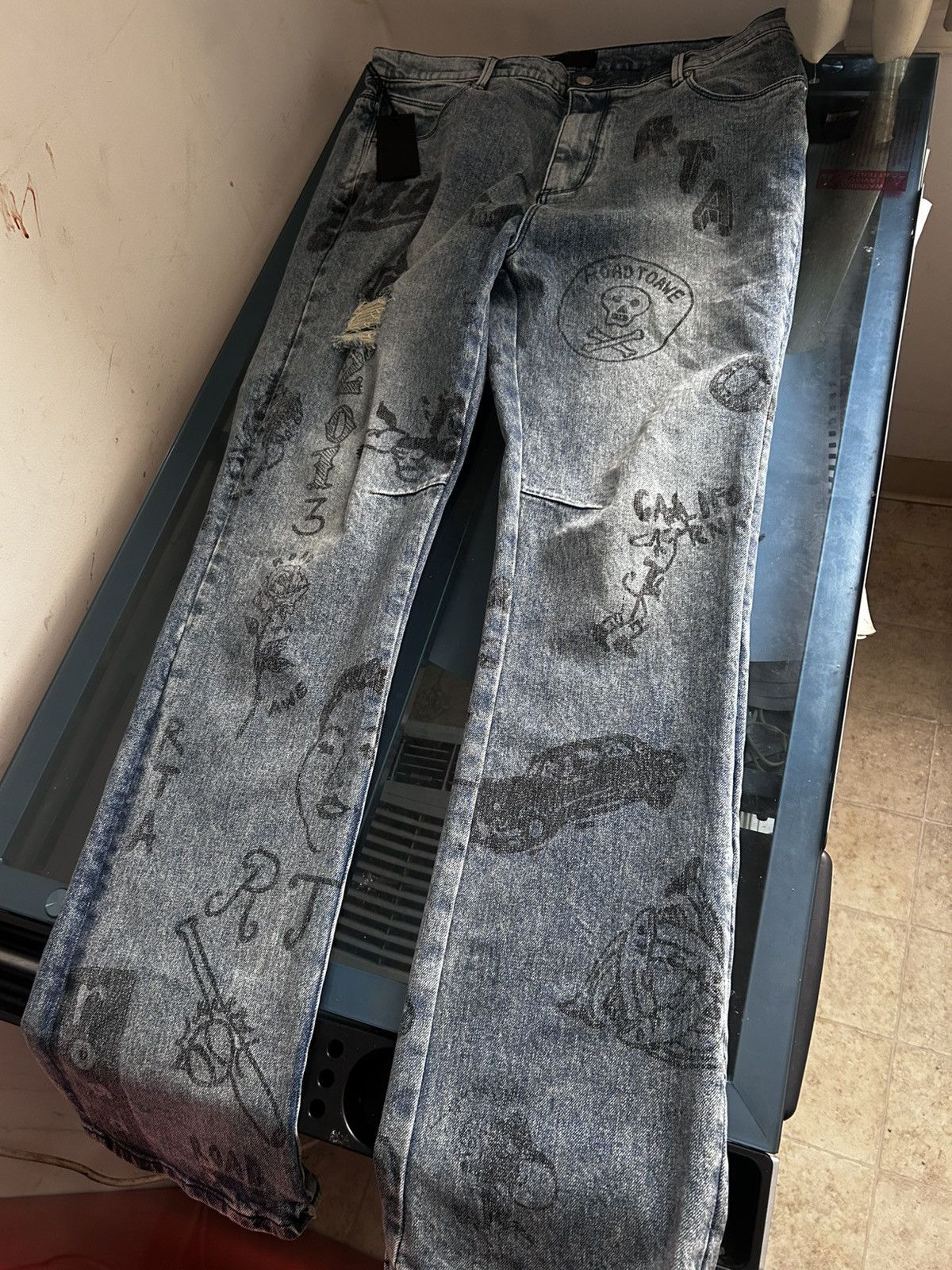 Rta Rta vintage style graffiti denim luxury designer jeans Size US 34 / EU 50 - 1 Thumbnail