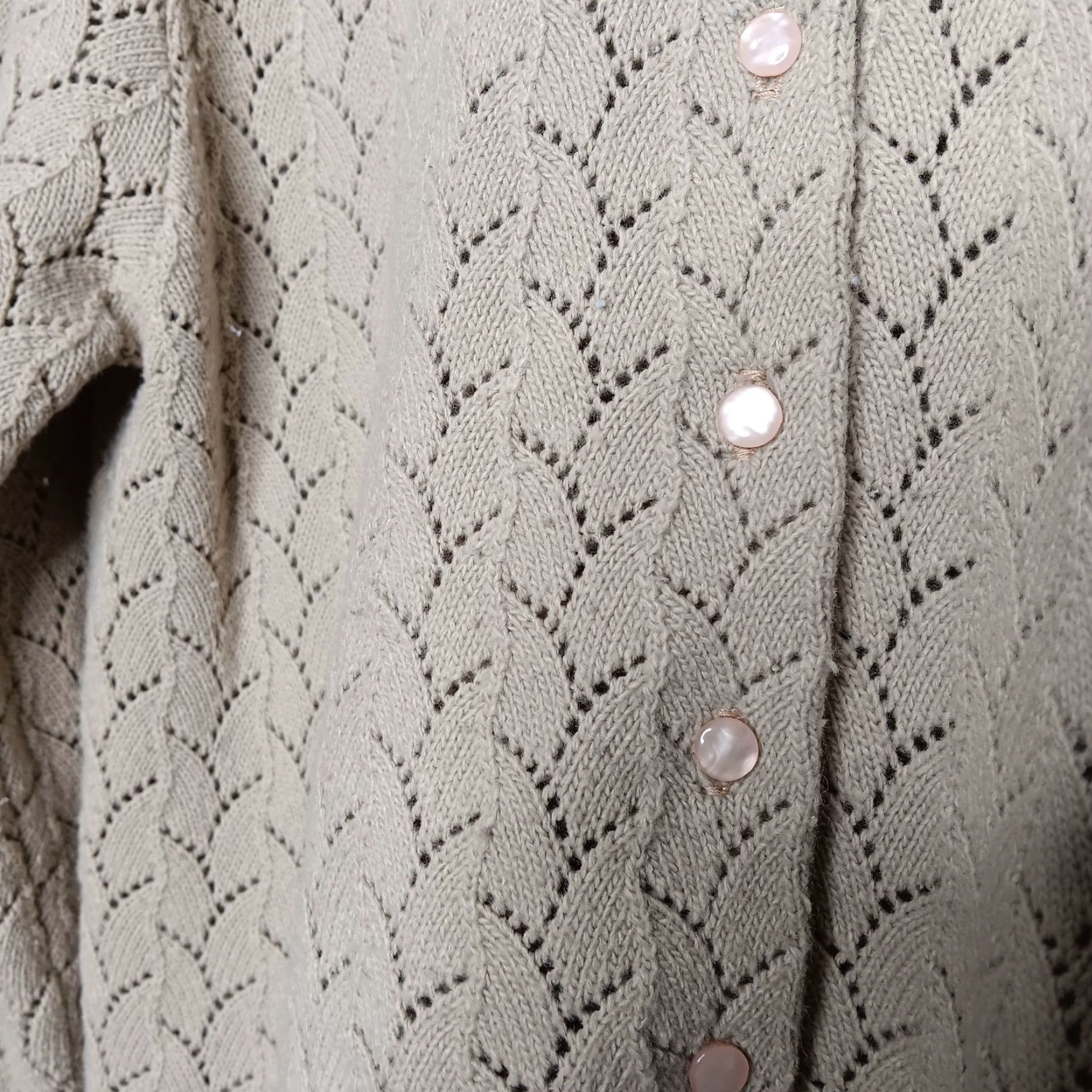 Vintage VINTAGE Bentley Cardigan Sweater Women Large Beige Open-Knit Regular Fit Classic Grannycore Size L / US 10 / IT 46 - 6 Thumbnail