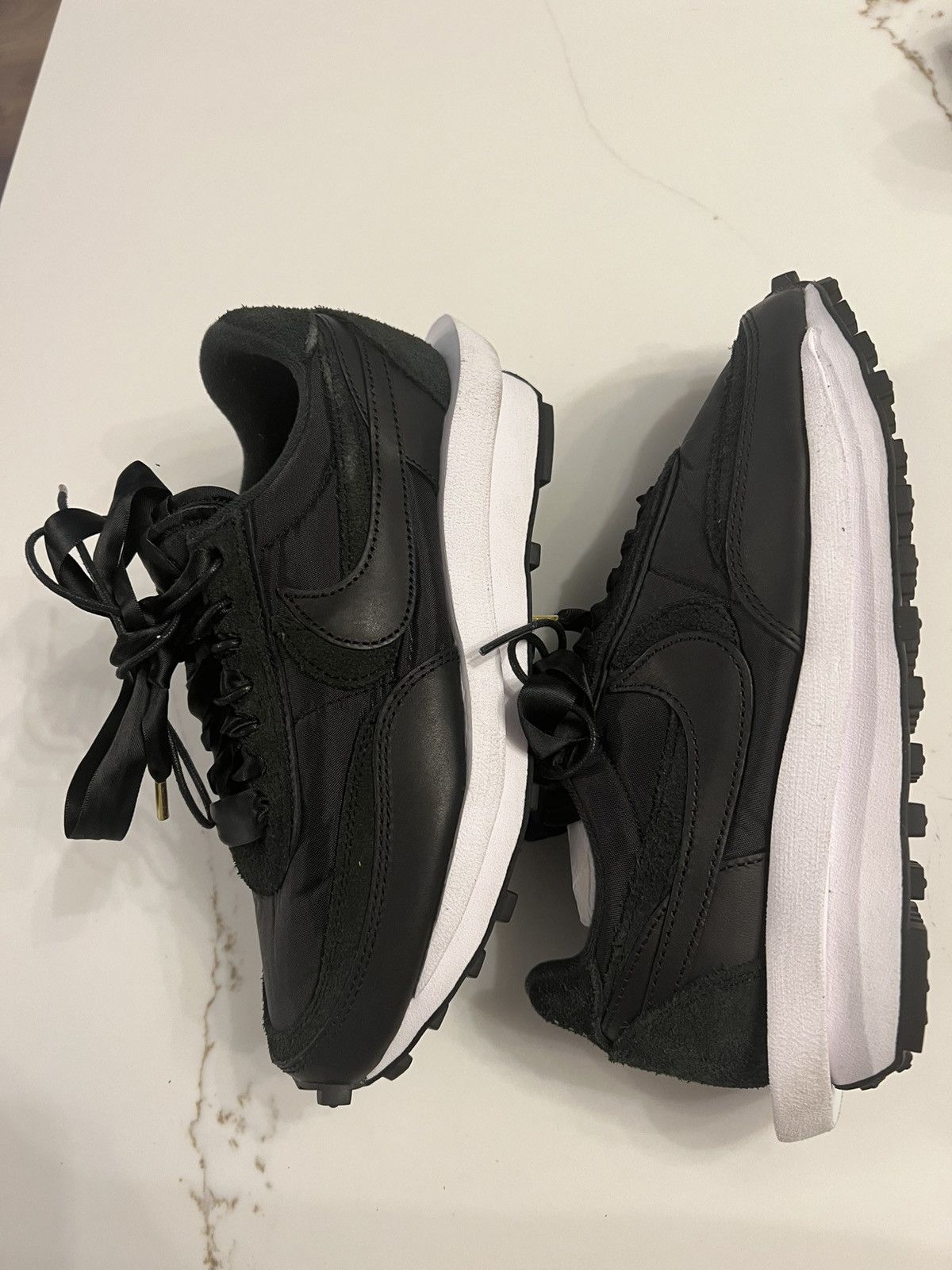 Nike × Sacai Sacai x LDWaffle ‘Black Nylon’ Size US 6 / EU 39 - 2 Thumbnail