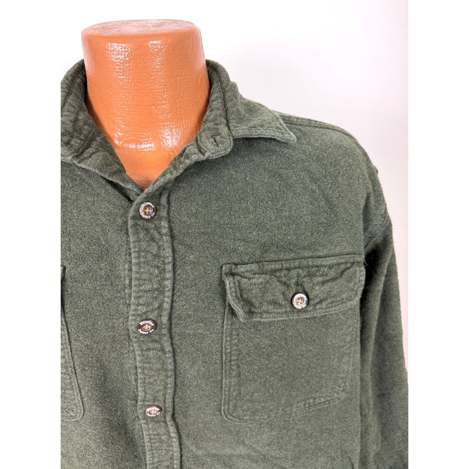 Vintage Stillwater Supply Co. Shirt Men LT Green Flannel Button-Up Heavyweight Pockets 32" Collared 19.5" Shoulders Size US L / EU 52-54 / 3 - 3 Thumbnail