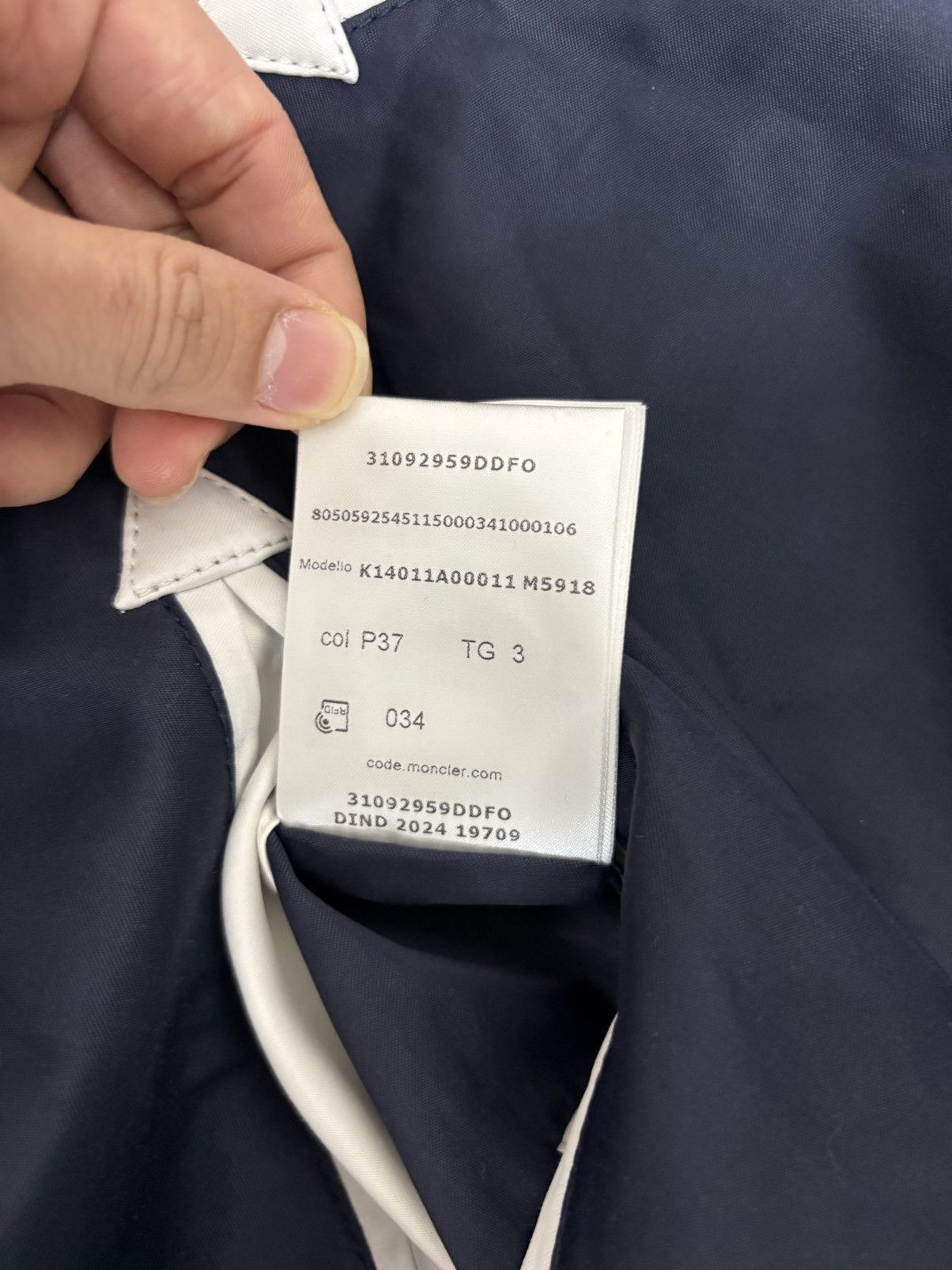Moncler MONCLER GENIUS Mercedes-Benz by NIGO White Navy Reversible Size US L / EU 52-54 / 3 - 11 Thumbnail
