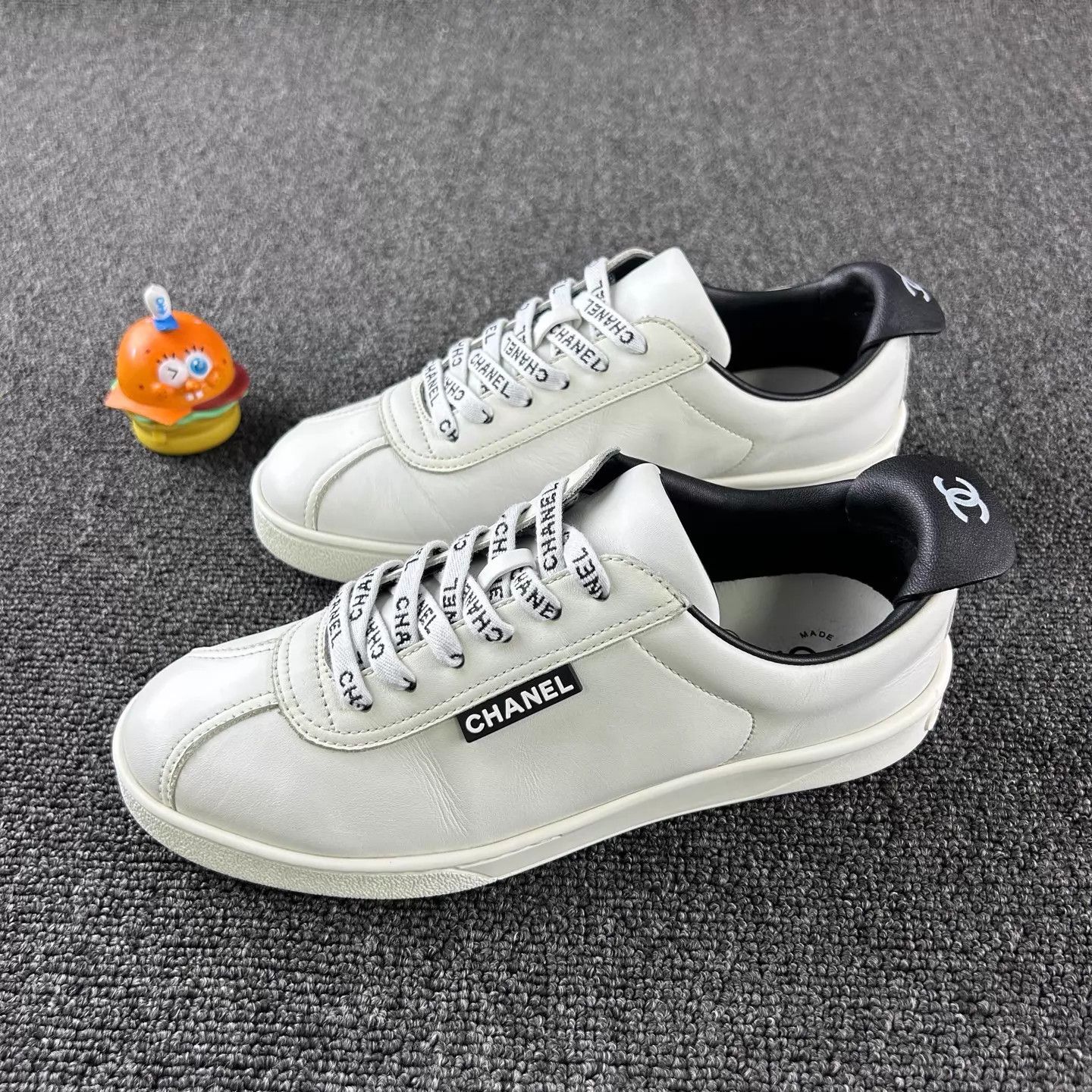 Chanel Chanel White Sneakers Women's EUR36 Size US 5.5 / IT 35.5 - 1 Thumbnail