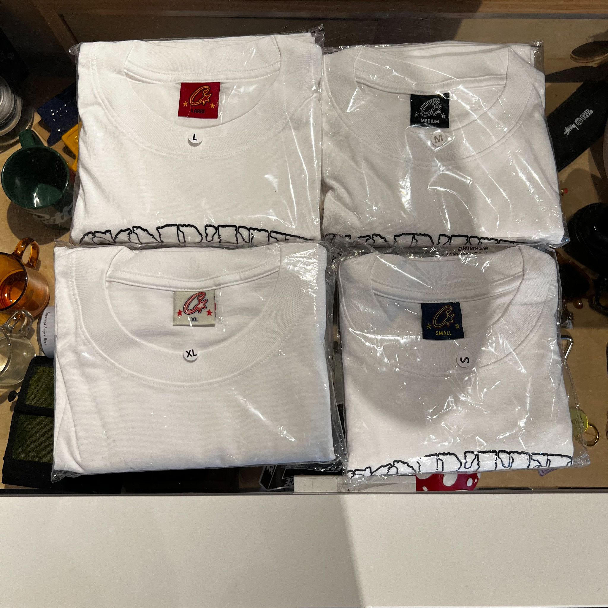 Corteiz Corteiz Narnia Rip Tee White • S Size US S / EU 44-46 / 1 - 2 Thumbnail