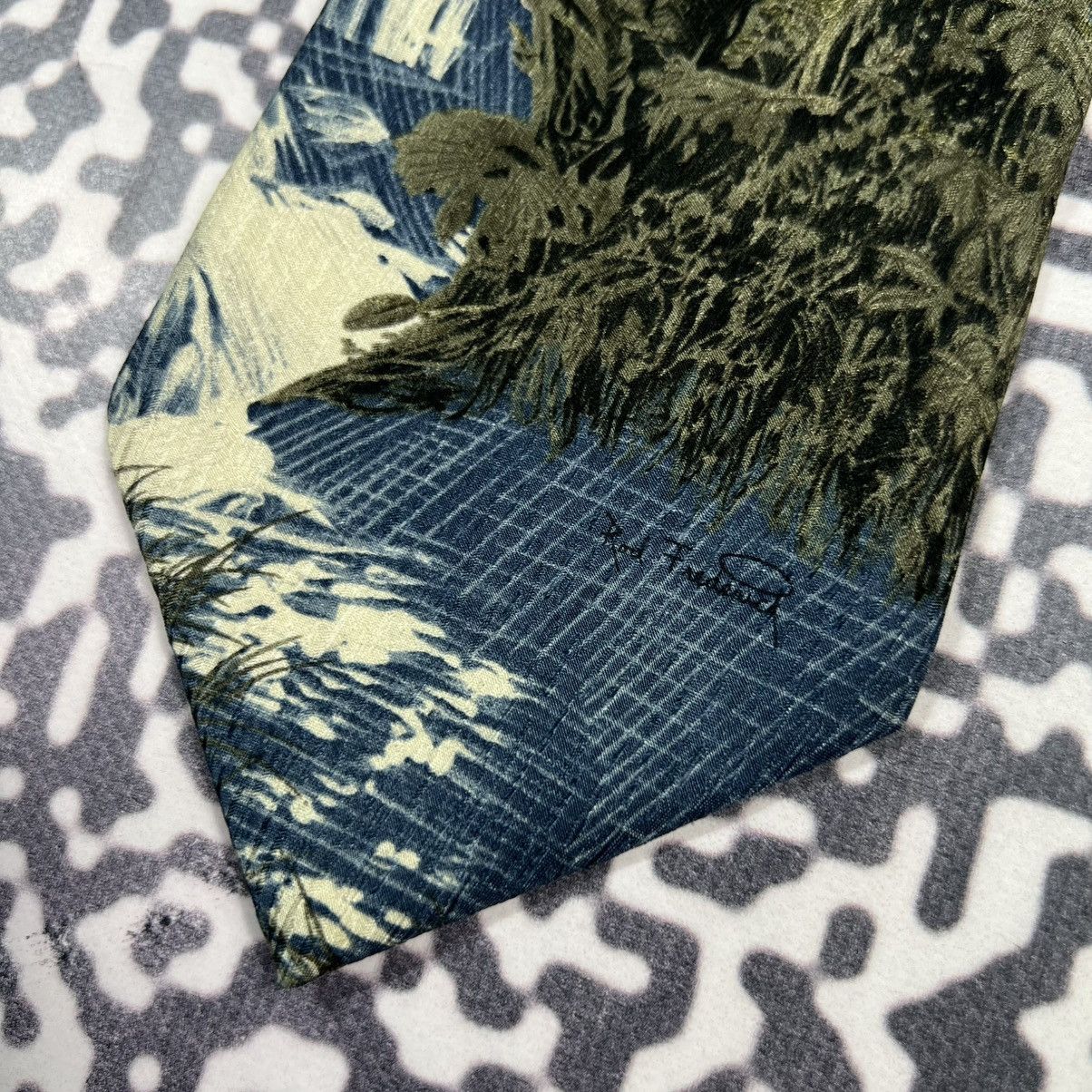 Vintage Vintage 1998 Endangered Species Rod Frederick Tropic Art Tie Size ONE SIZE - 7 Thumbnail