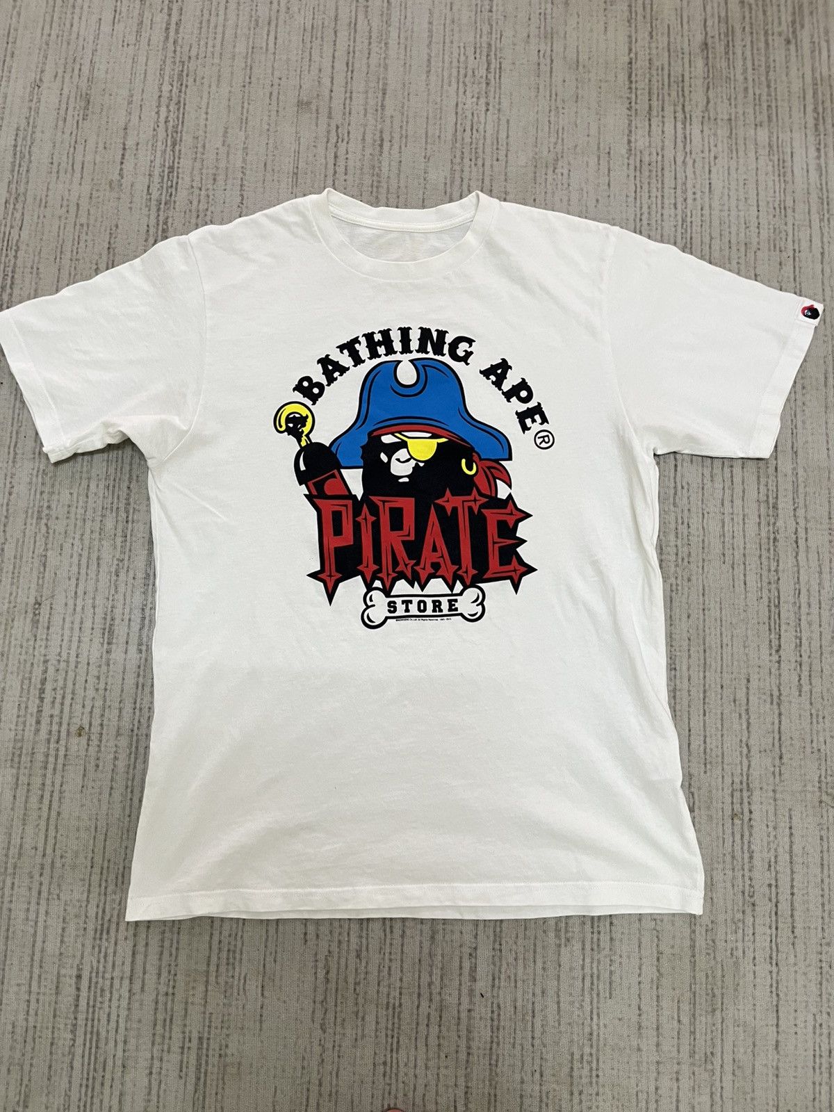 Bape Bape pirate big head tdhirt Size US M / EU 48-50 / 2 - 1 Thumbnail