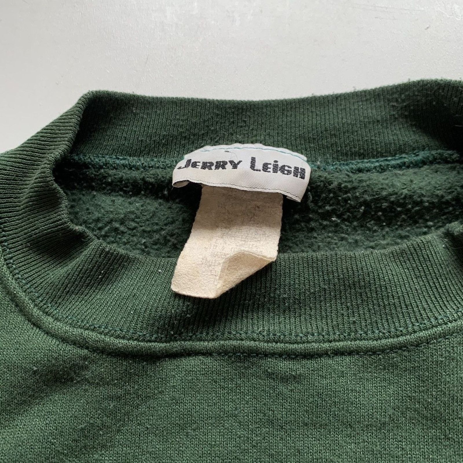 Vintage Vintage 90s Bugs Bunny Looney Tunes Cartoon Crewneck Large Size US L / EU 52-54 / 3 - 3 Thumbnail