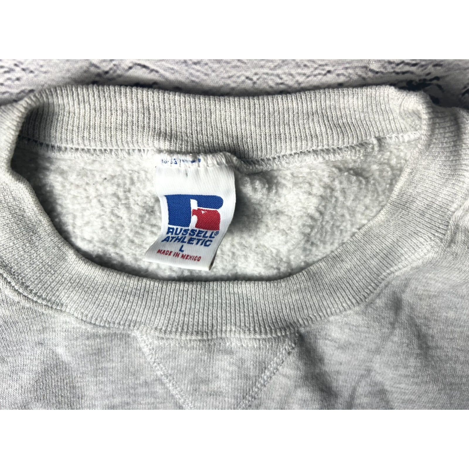 Russell Athletic VINTAGE Duquesne University Russell Sweatshirt Shirt Unisex Adults L Gray 90s Phi Eta Sigma Frat Graphic Print College University Sweatshirt Size US L / EU 52-54 / 3 - 4 Thumbnail