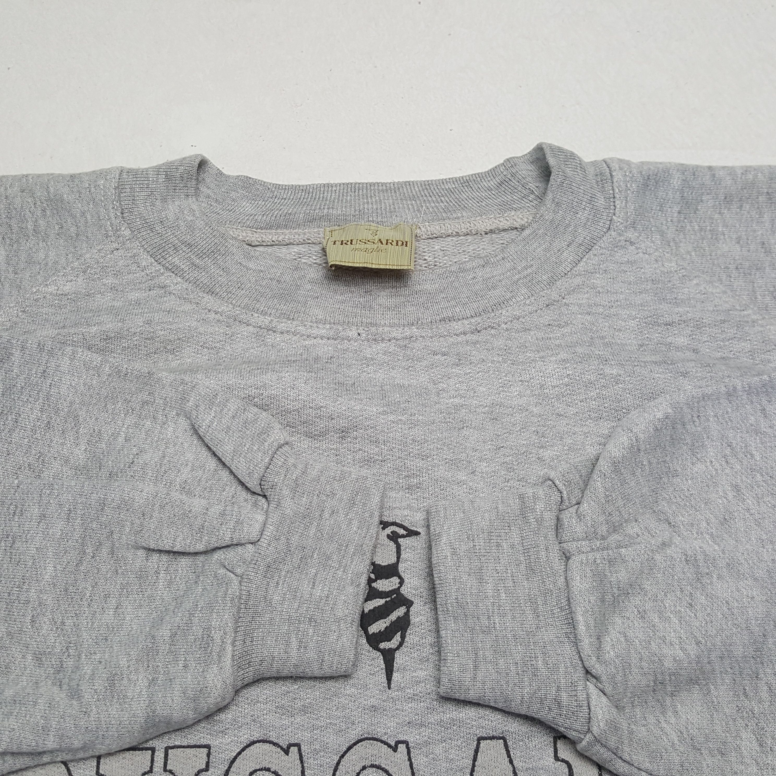 Trussardi × Vintage Trussardi Center Logo Spellout Design Sweatshirt Size US L / EU 52-54 / 3 - 8 Thumbnail