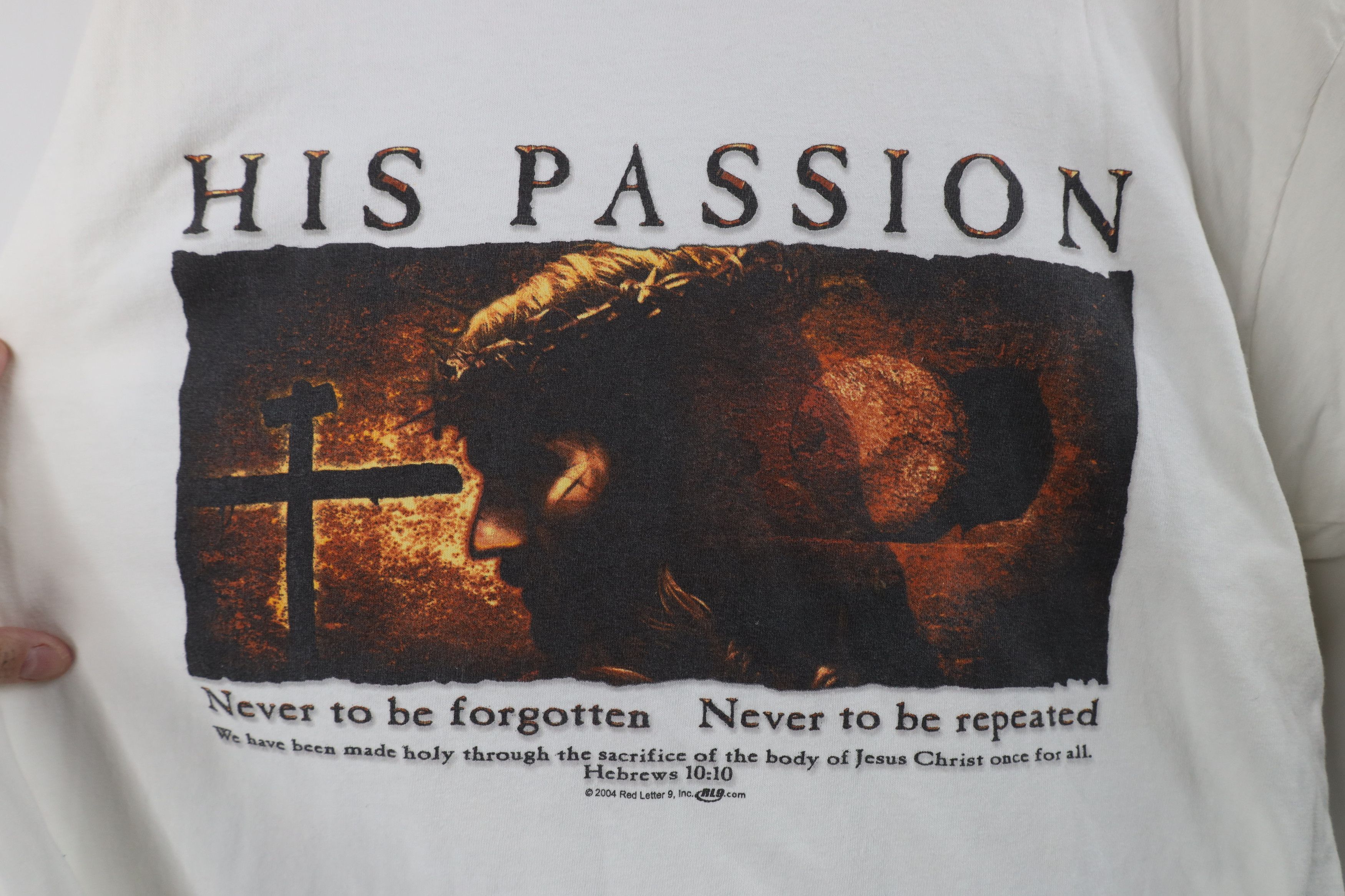 Vintage Vintage Y2K 2004 His Passion Jesus Cross T-Shirt White Size US L / EU 52-54 / 3 - 4 Thumbnail