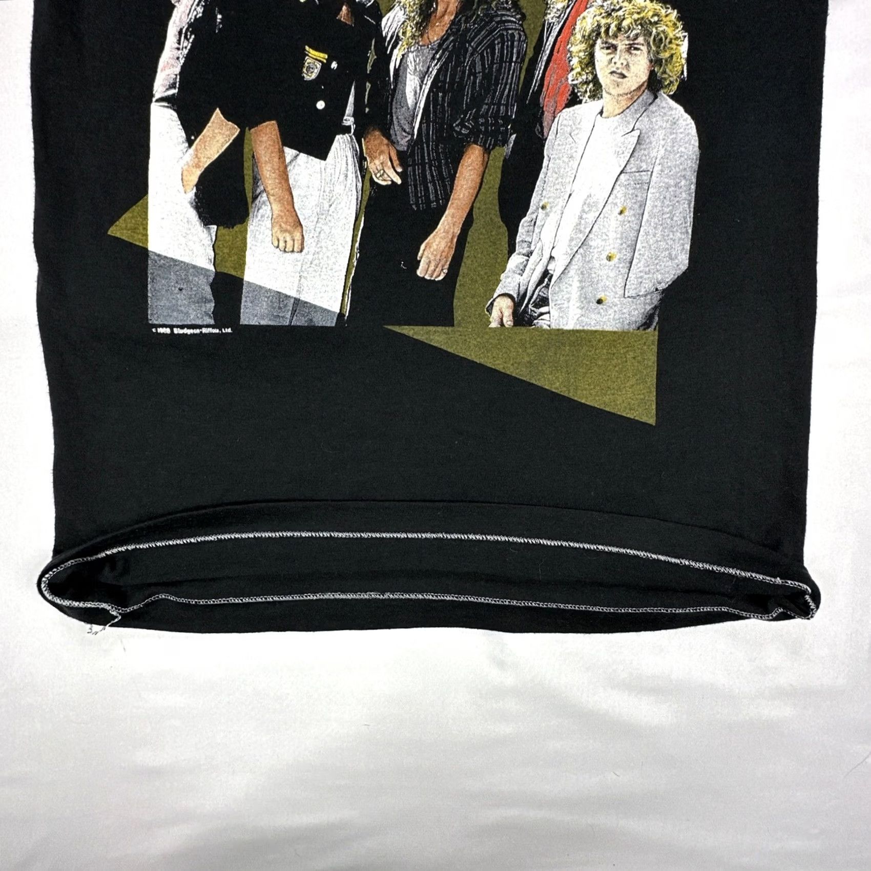 Vintage VINTAGE Def Leppard Single Stitch 1988 Hysteria Tour T-Shirt 80s CHED Tag S/M Black Unisex 50/50 Graphic Tee Mens Womens Boys Girls Size US S / EU 44-46 / 1 - 4 Thumbnail
