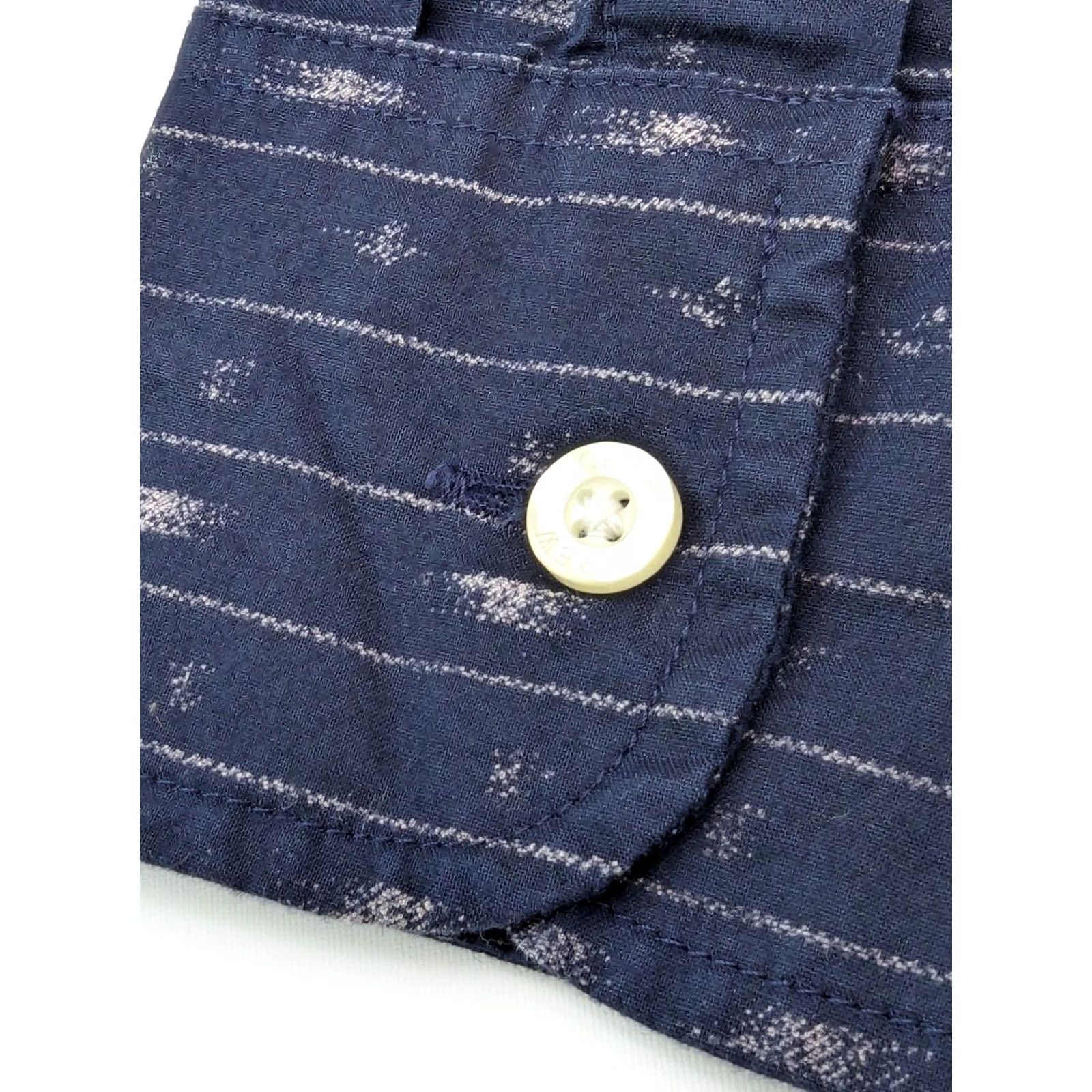 J.Crew J. Crew Button-Up Shirt Geometric Navy Blue Gray Long Sleeve Men’s Small Cotton Woven Shirt - 38 Chest — Regular Fit Size US S / EU 44-46 / 1 - 2 Thumbnail
