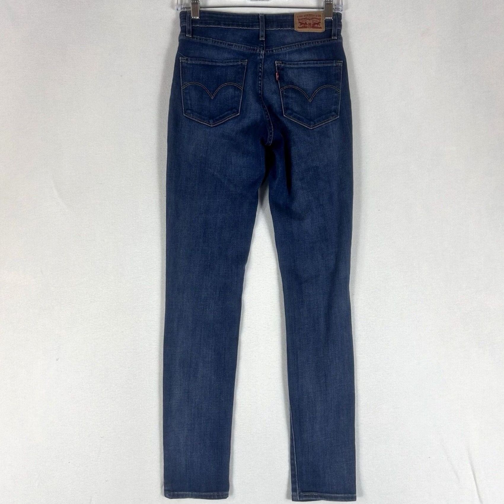Levi's Levi’s 721 High Rise Skinny Jeans Womens 26 Blue Denim Casual W26 L32 Jeans Women Skinny Brand Levi’s Regular Size 26 Blue Denim Venous? Size 26" / US 2 / IT 38 - 7 Thumbnail