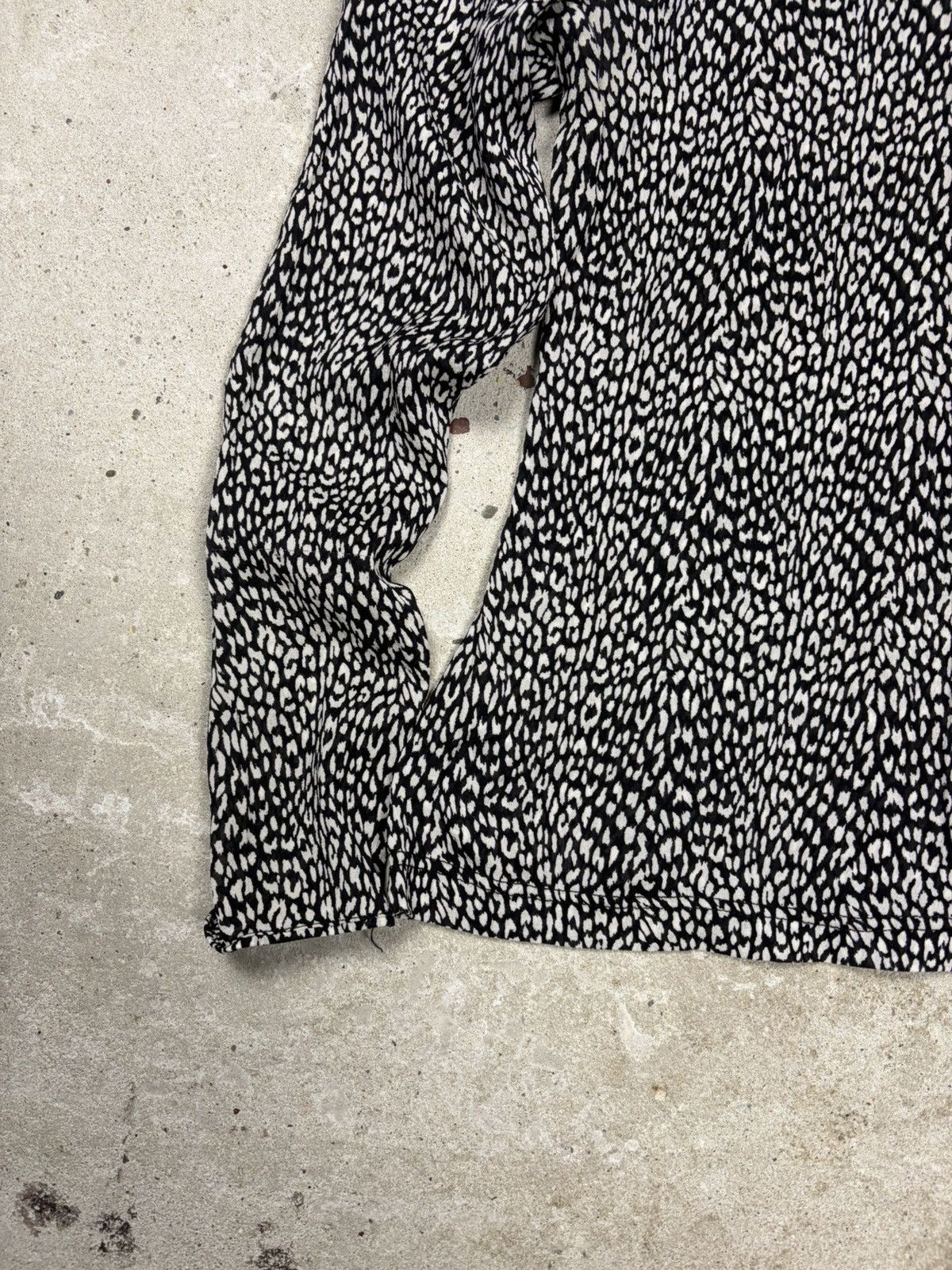 Versace Vintage 90s Gianni Versace Couture Silk Animal Print Top Size S / US 4 / IT 40 - 3 Thumbnail