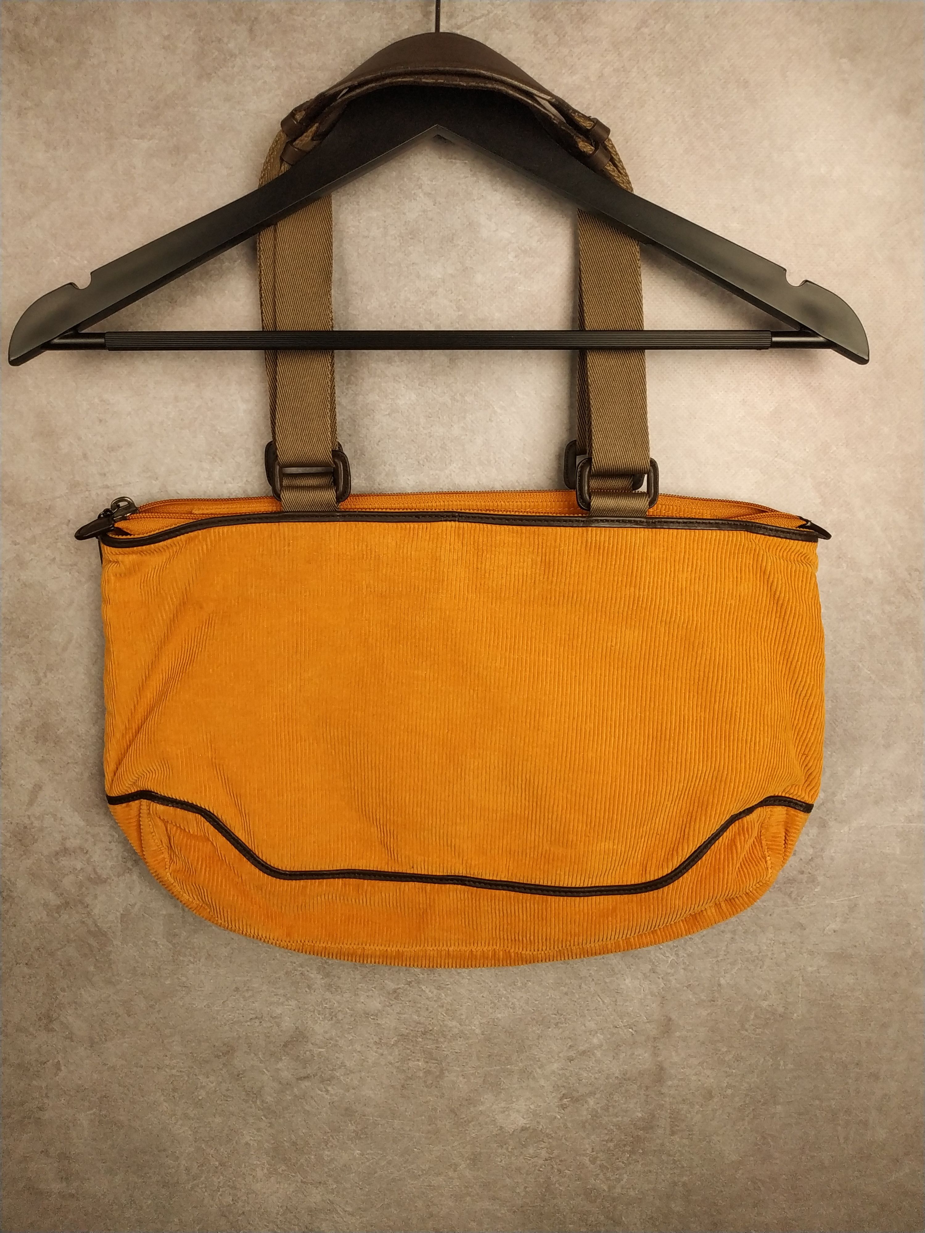 Lacoste Vintage LACOSTE BAG hobo Orange Corduroy Size ONE SIZE - 5 Thumbnail