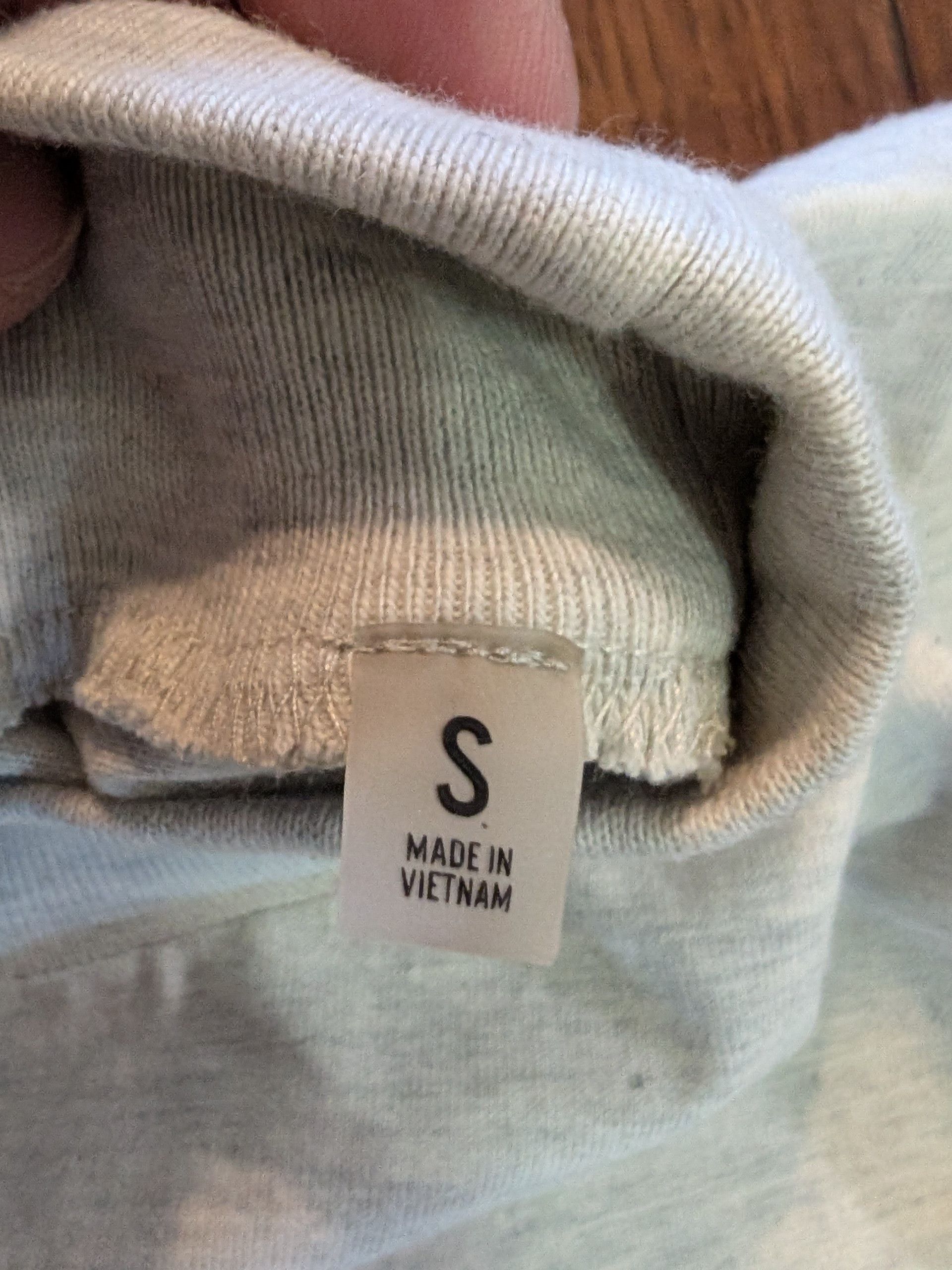 Essentials Fear of God Essentials Oatmeal Long Sleeve Shirt Size S Size US S / EU 44-46 / 1 - 4 Thumbnail