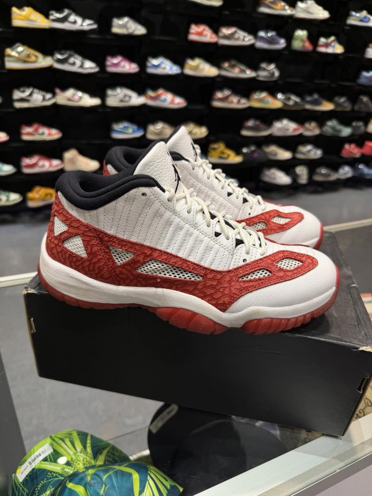 Jordan Brand Size 8.5 - Jordan 11 Retro IE Low Gym (919712-101) Size US 8.5 / EU 41-42 - 2 Thumbnail