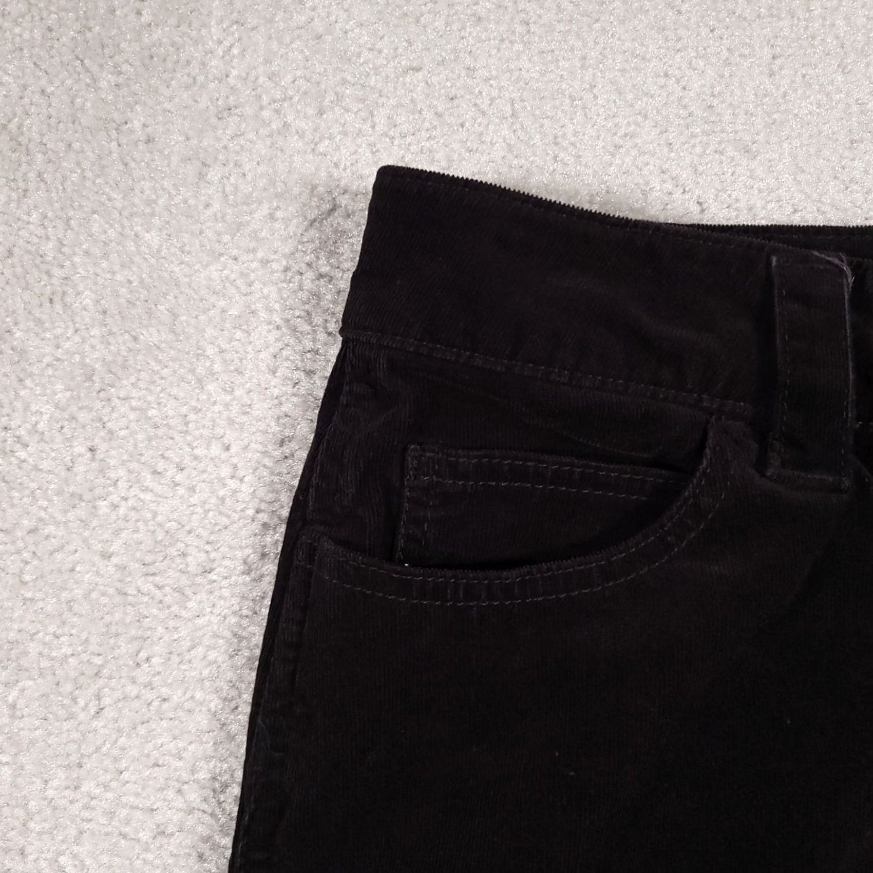 Lee Lee Copper Stretch Corduroy Midi Skirt Women's 9 Black Pockets High-Low Flare, 9, Corduroy, Midi, Black, Lee, Skirt, Women Size 30" / US 8 / IT 44 - 4 Thumbnail