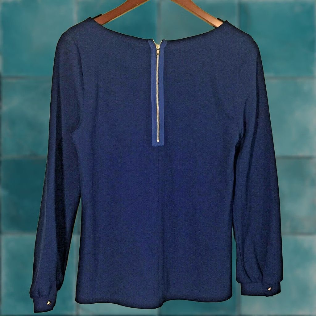 Vintage VINTAGE Women's Tobi Blue Long Sleeve Career Blouse Shirt Small Blue Women Size S / US 4 / IT 40 - 1 Thumbnail