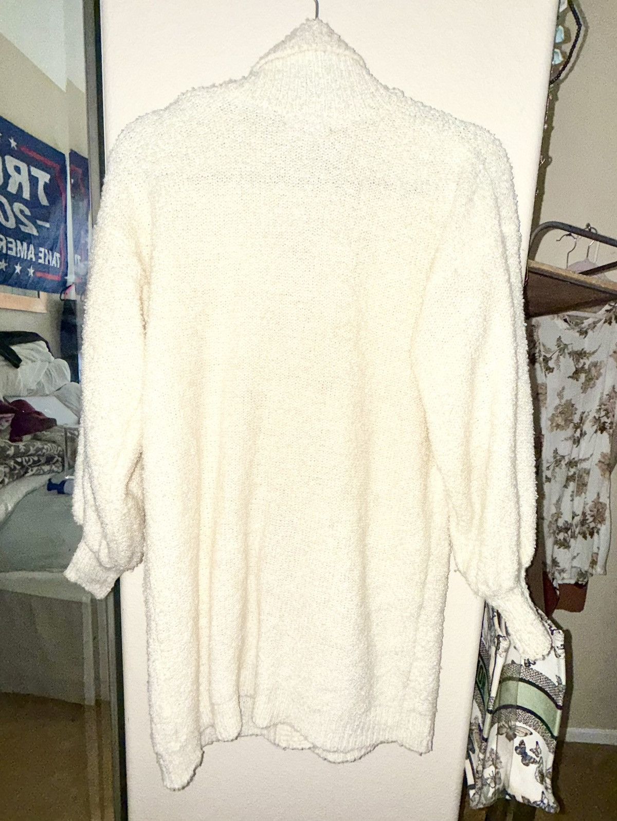 Robinson Les Bains Vintage 80’s Robinsons Cream Knit Long Sleeve Cardigan Size M / US 6-8 / IT 42-44 - 9 Thumbnail