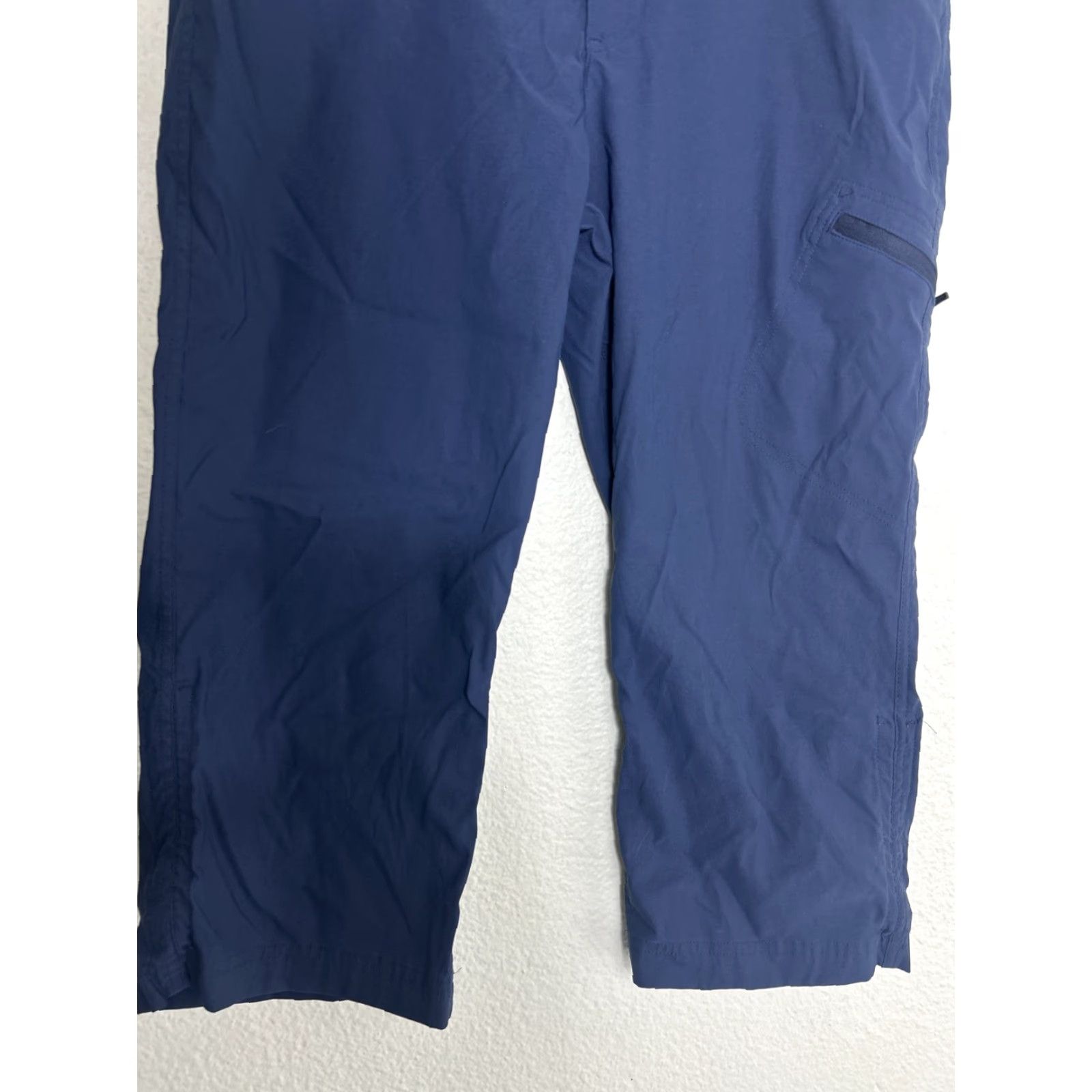 Eddie Bauer Eddie Bauer Womens Cropped Cargo Pants Nylon 36x21 Navy Blue Size 16 Womens Mens Girls not applicable Size 38" / US 16 / IT 52 - 2 Thumbnail