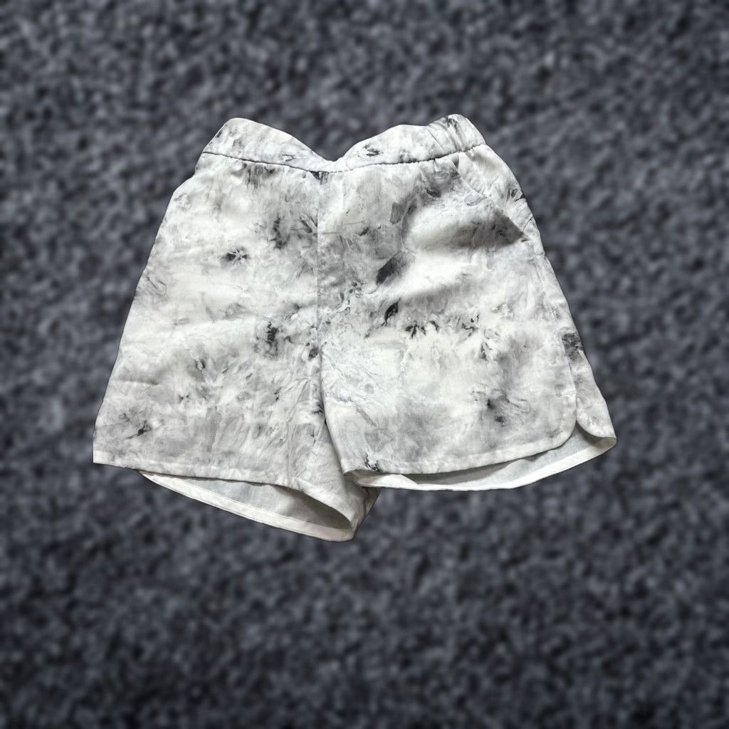 Lululemon Lululemon Flat Front Relaxed Short High-Rise 5" Marble White Pockets Women's 2 Inseam 5" Moisture Wicking Zip Pocket Athletic Summer Activewear Size 26" / US 2 / IT 38 - 1 Thumbnail