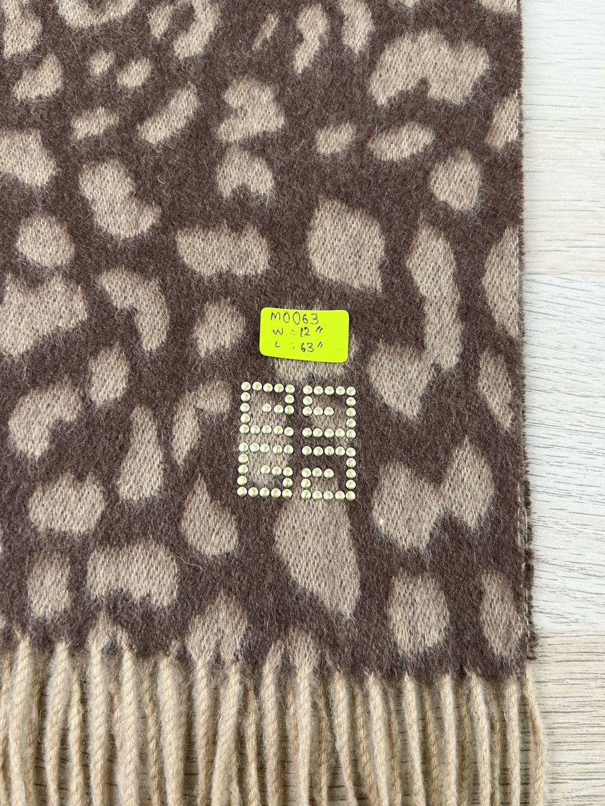 Givenchy Givenchy Scarf / Muffler / Neckwear M063 Size ONE SIZE - 6 Thumbnail