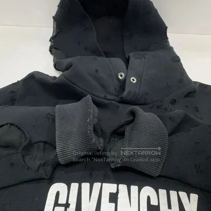 Givenchy Givenchy Logo Print Long-Sleeve Hoodie. Size US S / EU 44-46 / 1 - 6 Thumbnail