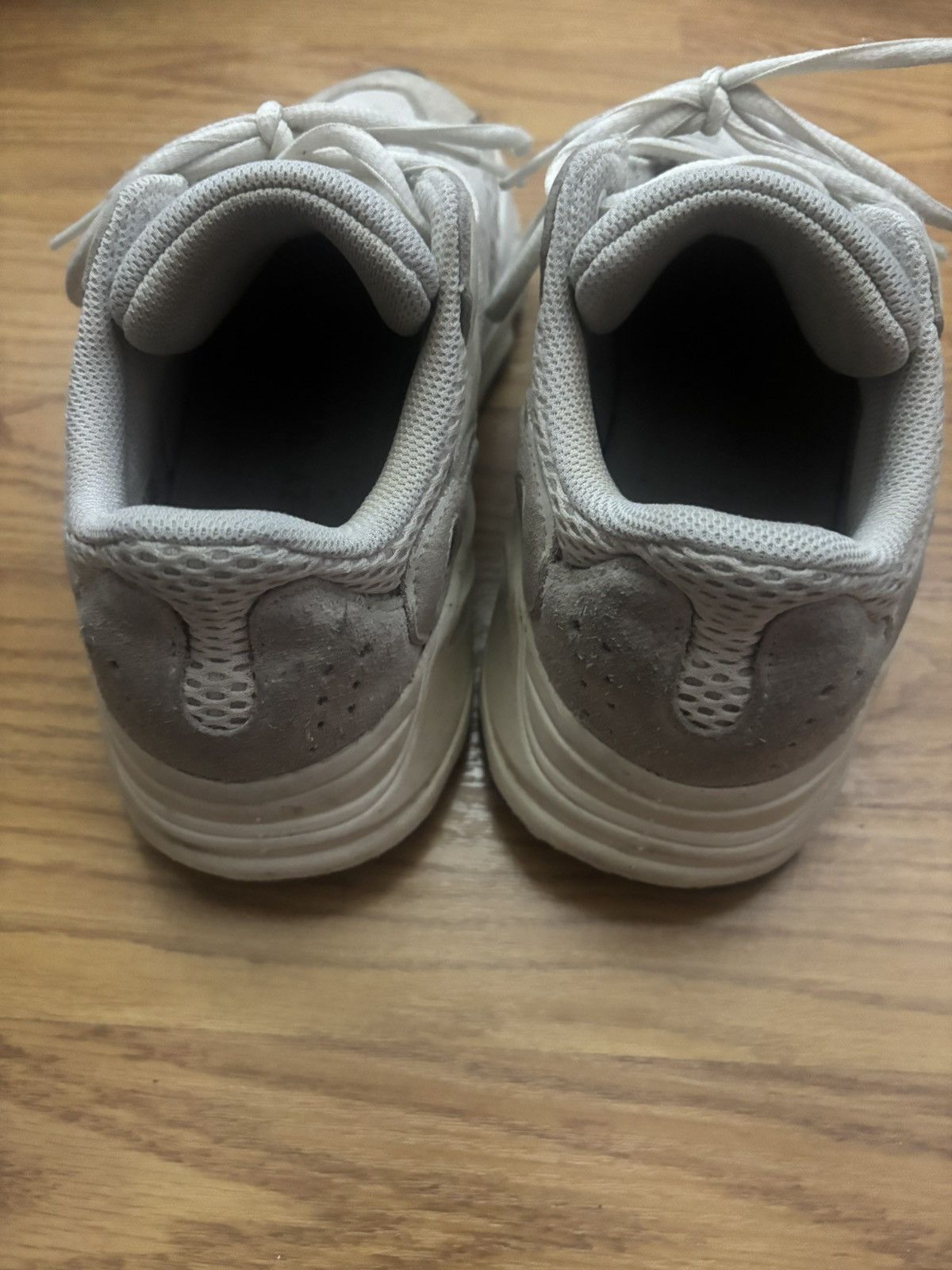 Yeezy Yeezy Boost 700 Analog Size US 6 / EU 39 - 3 Thumbnail