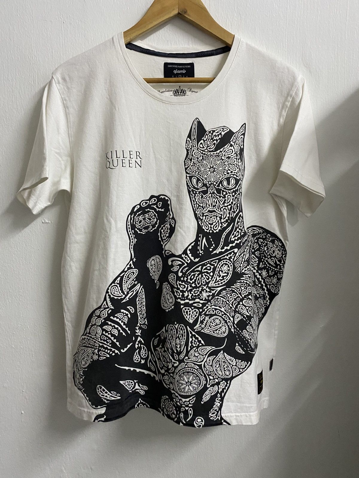 glamb × ジョジョの奇妙な冒険 / コラボ 「キラークイーン」T
