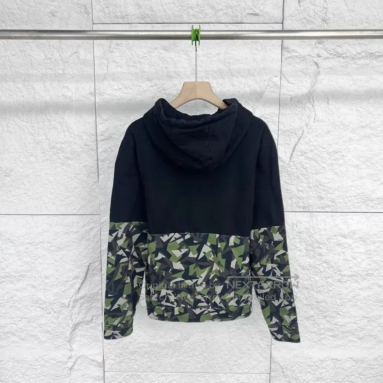 Fendi Fendi Camouflage Color Blocked Zip Sweatshirt Size US S / EU 44-46 / 1 - 2 Thumbnail