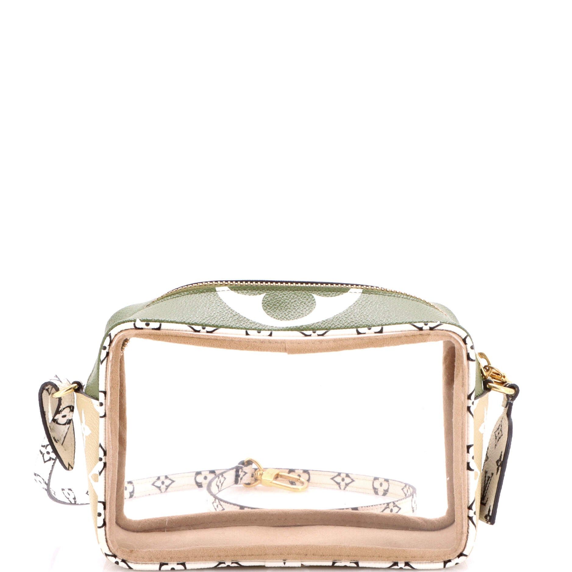 Louis Vuitton Beach Pouch Size ONE SIZE - 1 Thumbnail