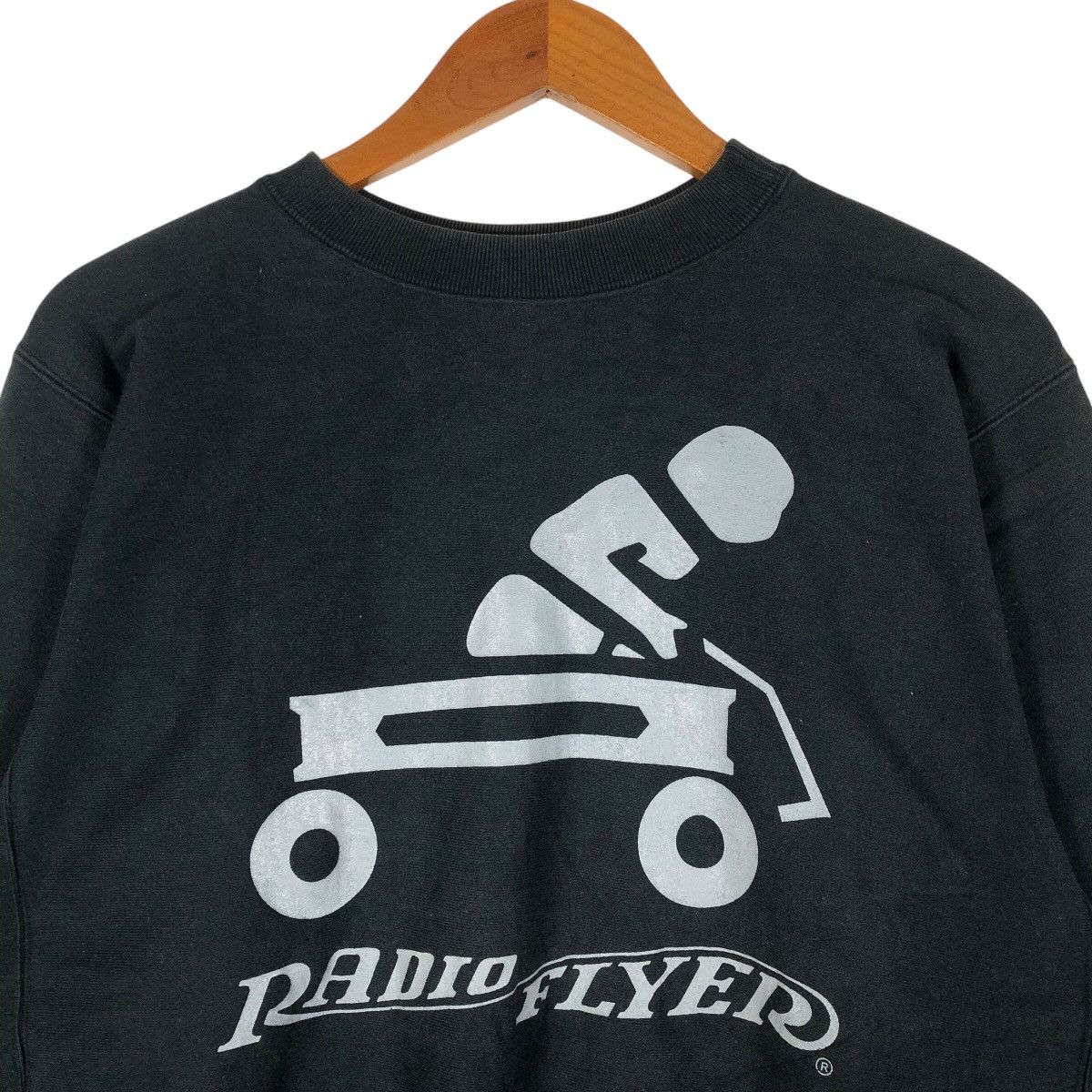 Vintage RADIO FLYER Big Logo Crewneck Sweatshirt Size US M / EU 48-50 / 2 - 2 Thumbnail