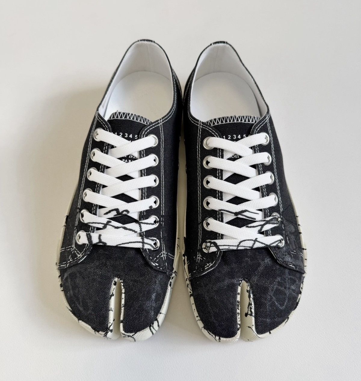 Maison Margiela Maison Margiela Tabi Canvas Sneakers Sz.37 | Grailed