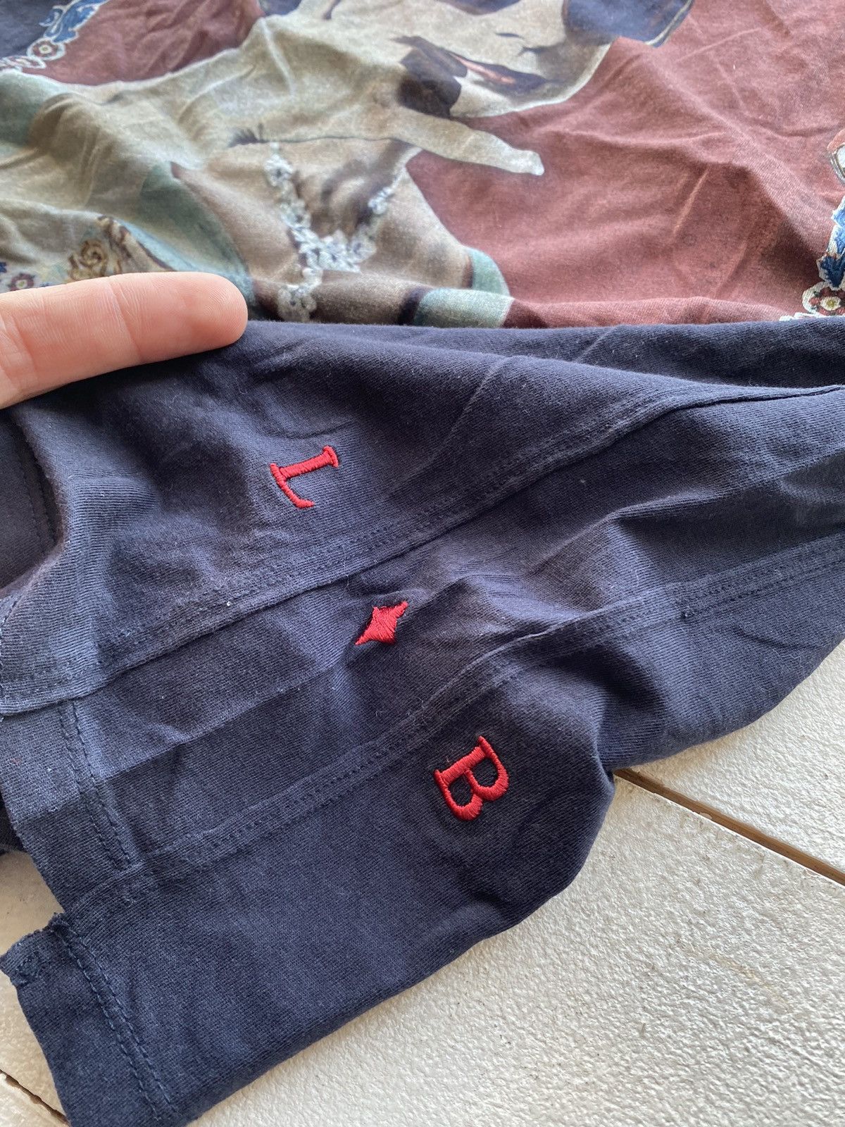 Designer × Les Benjamins Les Benjamins Vintage Logo Queen Blue Mens T Shirt Size US S / EU 44-46 / 1 - 3 Thumbnail