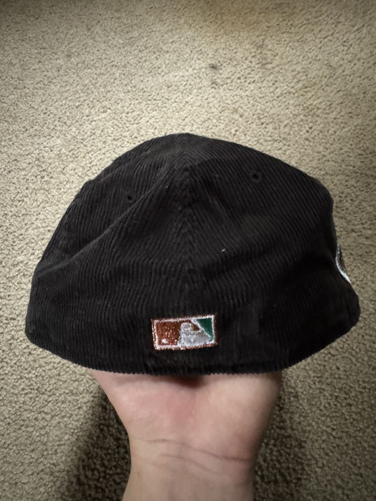 MLB VINTAGE Corduroy Mariners Fitted Size 28 - 4 Thumbnail
