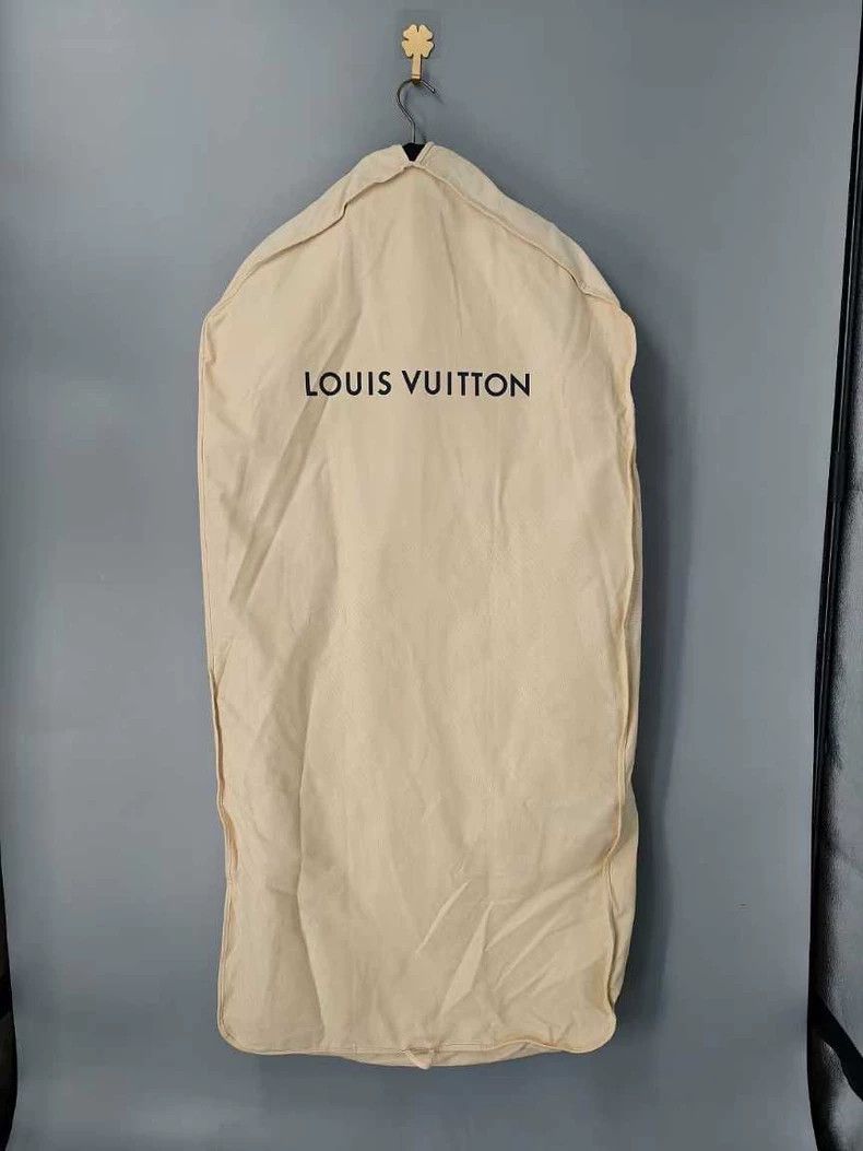 Louis Vuitton Louis Vuitton Solid Ribbon Detail Lapel Long Sleeve Coat Size XS / US 0-2 / IT 36-38 - 7 Thumbnail