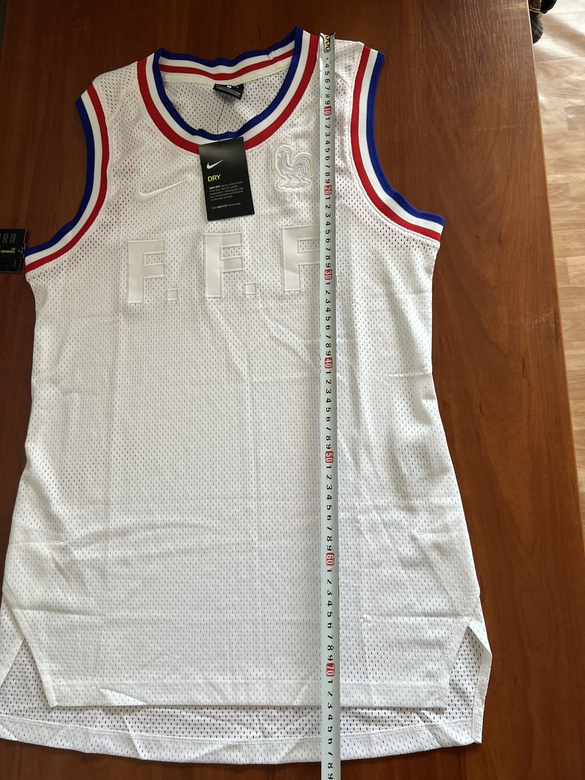 Nike NWT 2020 FFF FRANCE TEAM FOOTBALL/BASKETBALL JERSEY VESTNIKE Size US S / EU 44-46 / 1 - 13 Thumbnail