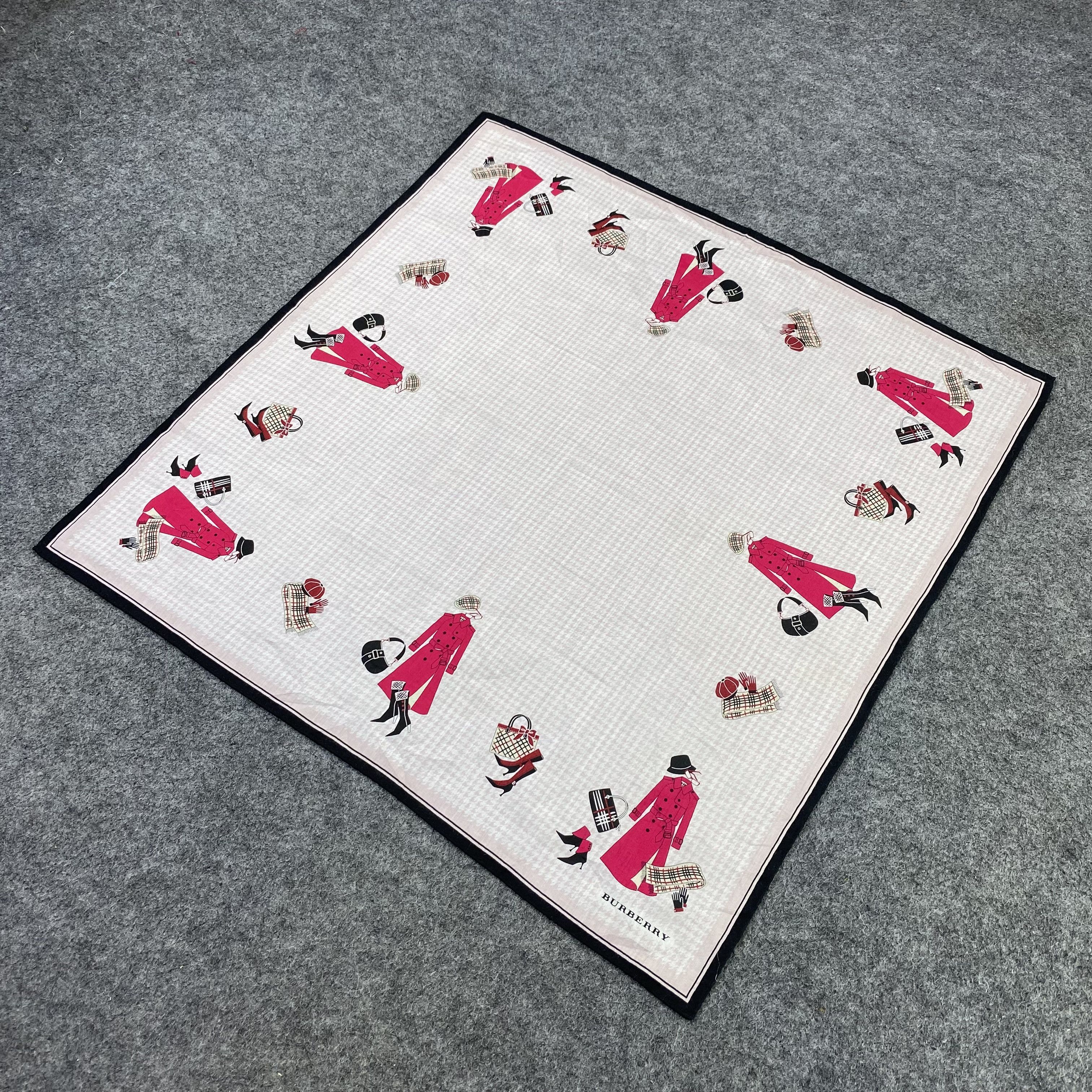 Burberry Burberry Handkerchief / Bandana / Neckerchief-B2330 Size ONE SIZE - 4 Thumbnail