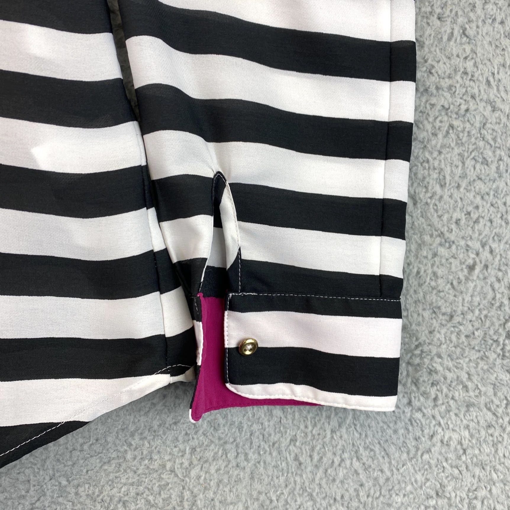 Banana Republic Banana Republic Shirt Women’s M Blouse Black Striped Light Weight Tunic /74-23 Size M / US 6-8 / IT 42-44 - 2 Thumbnail
