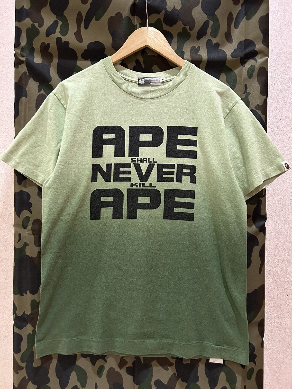 Bape Ape Shall Never Kill Ape Gradient Tee Size US M / EU 48-50 / 2 - 1 Thumbnail