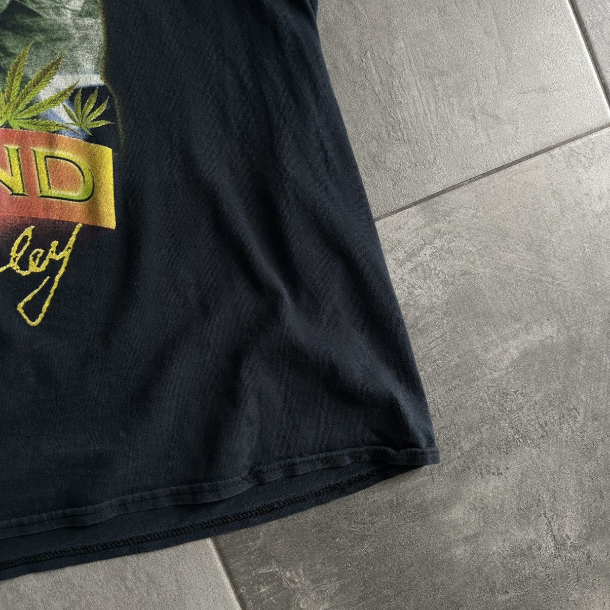 Bob Marley Vintage ADULT “ BOB MARLEY THE LEGEND” Marijuana Y2K Jamaica Size US XXL / EU 58 / 5 - 6 Thumbnail