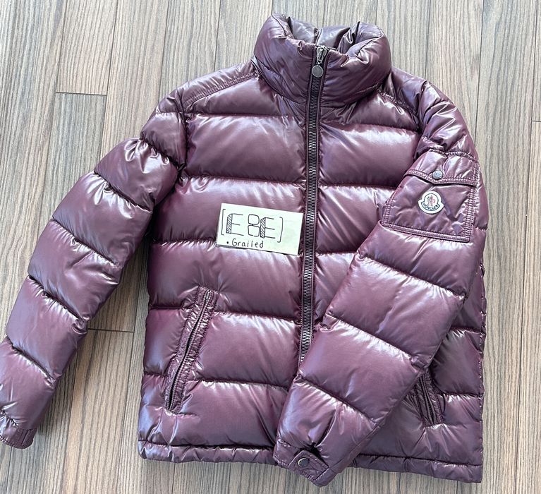 Moncler store maya burgundy