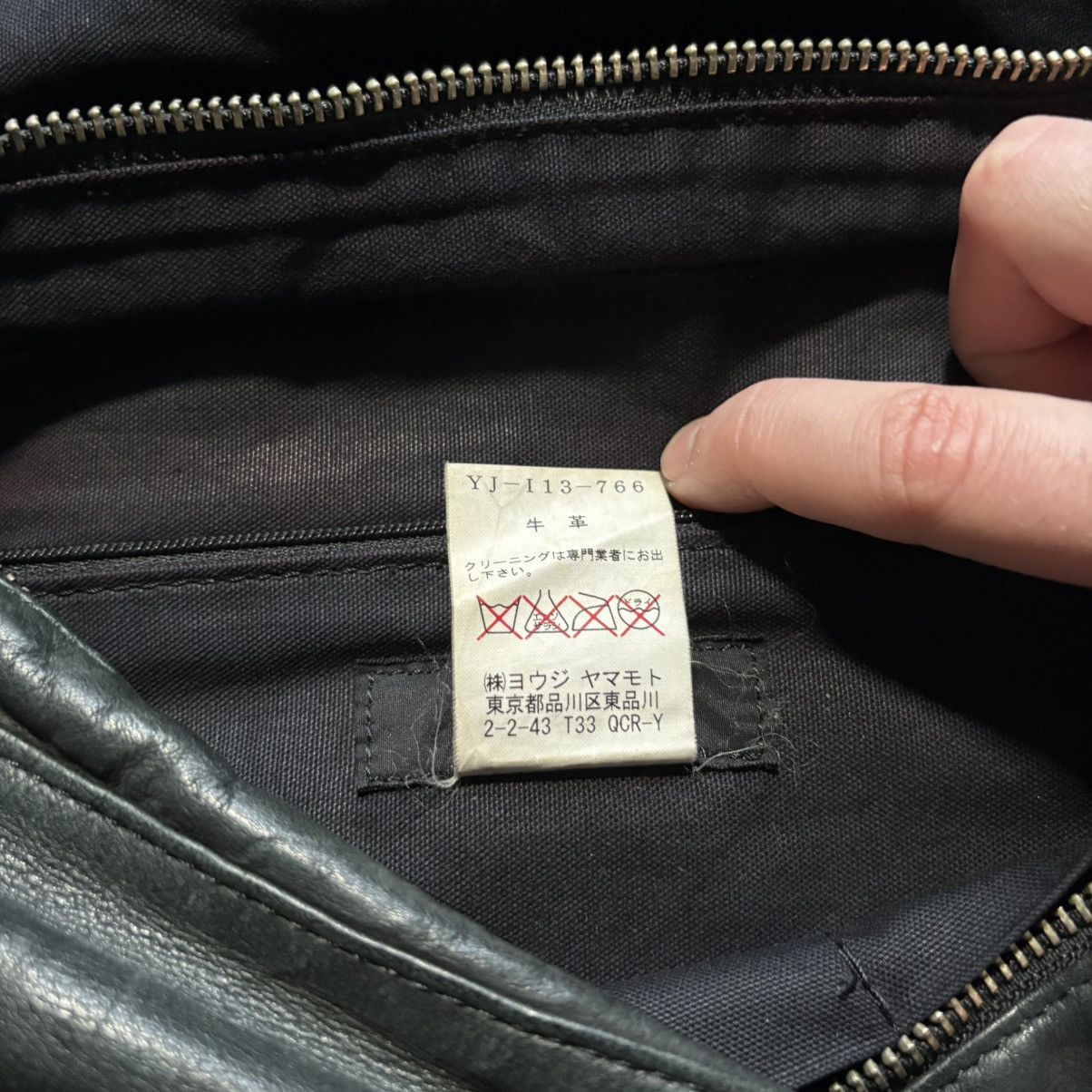 Y's for Men Y’s For Men Cowhide Leather Flap Backpack Size ONE SIZE - 11 Thumbnail
