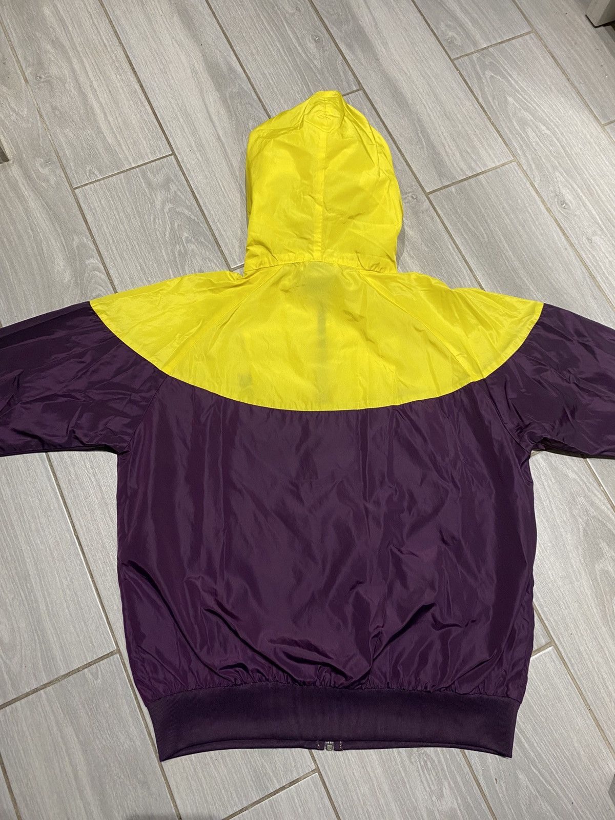 Nike Vintage nike air jacket for men crazy Y2K Size US S / EU 44-46 / 1 - 2 Thumbnail