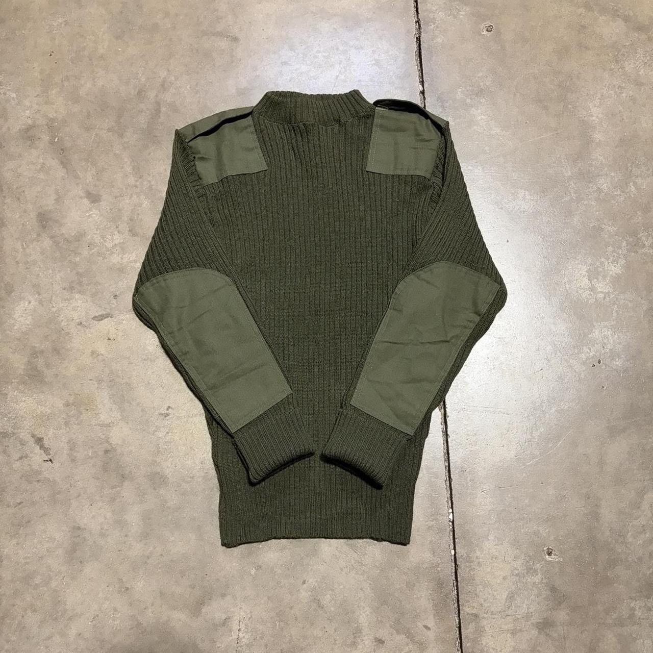Vintage Vintage DCSP Military Sweater Ribbed Knit Army Olive Green Size US L / EU 52-54 / 3 - 1 Thumbnail