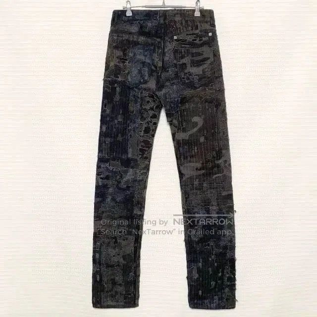 Givenchy Givenchy Black Boy Distressed Zip Jeans. Size US 29 - 2 Thumbnail
